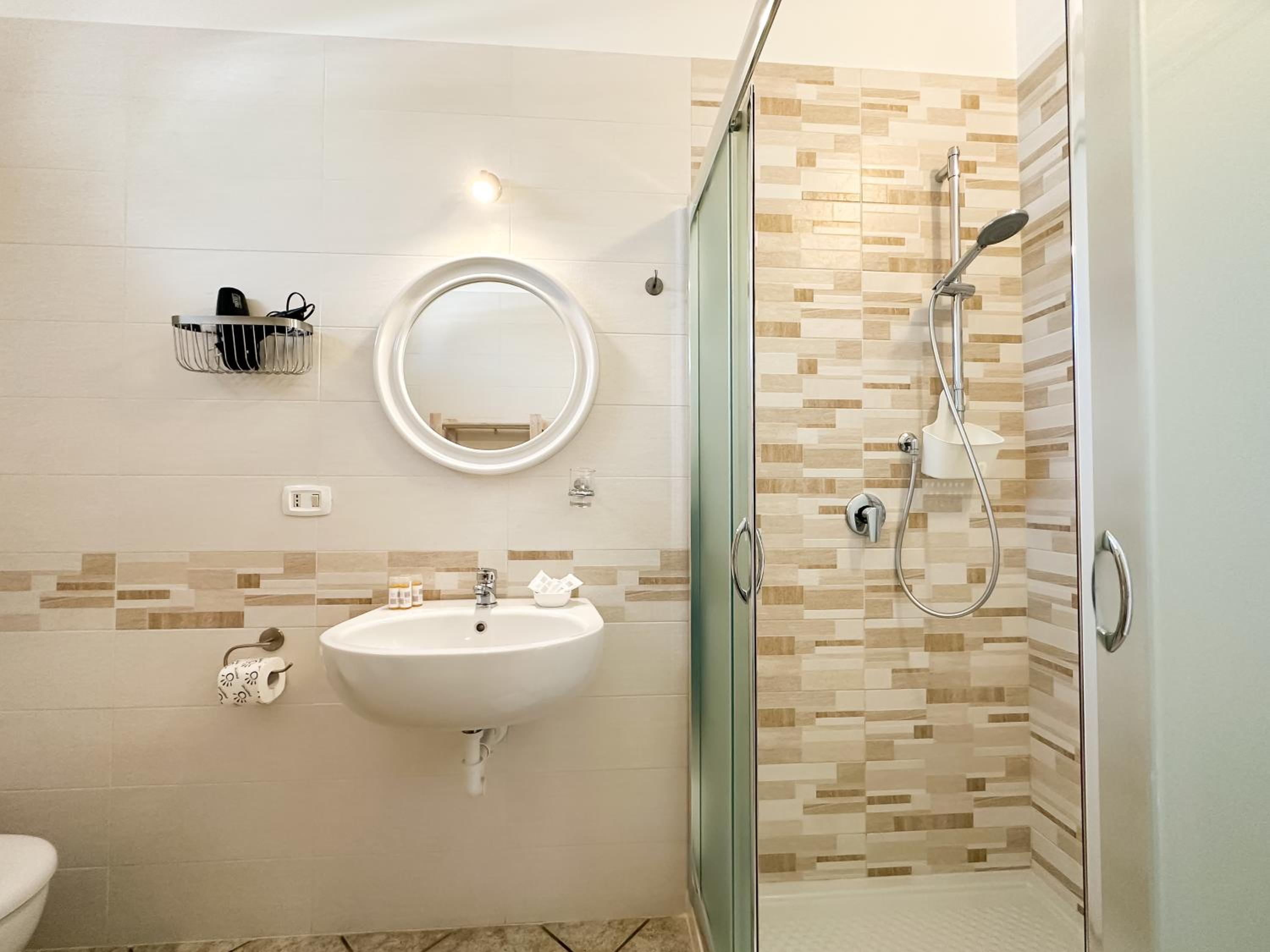 Double Luxury Room with Pool View photo 3