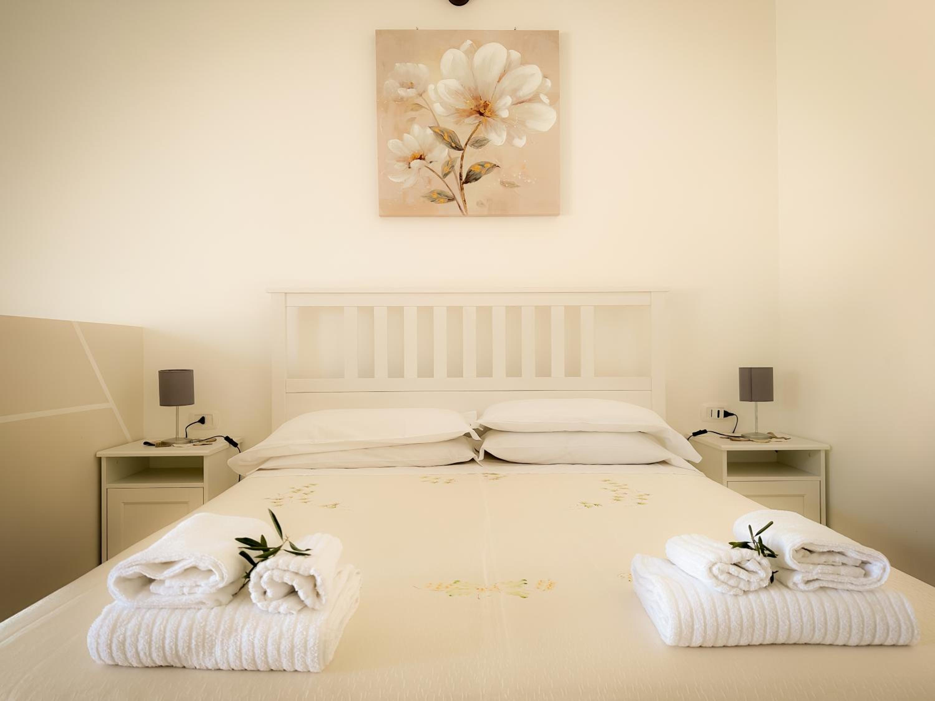 Double Luxury Room with Pool View photo 2