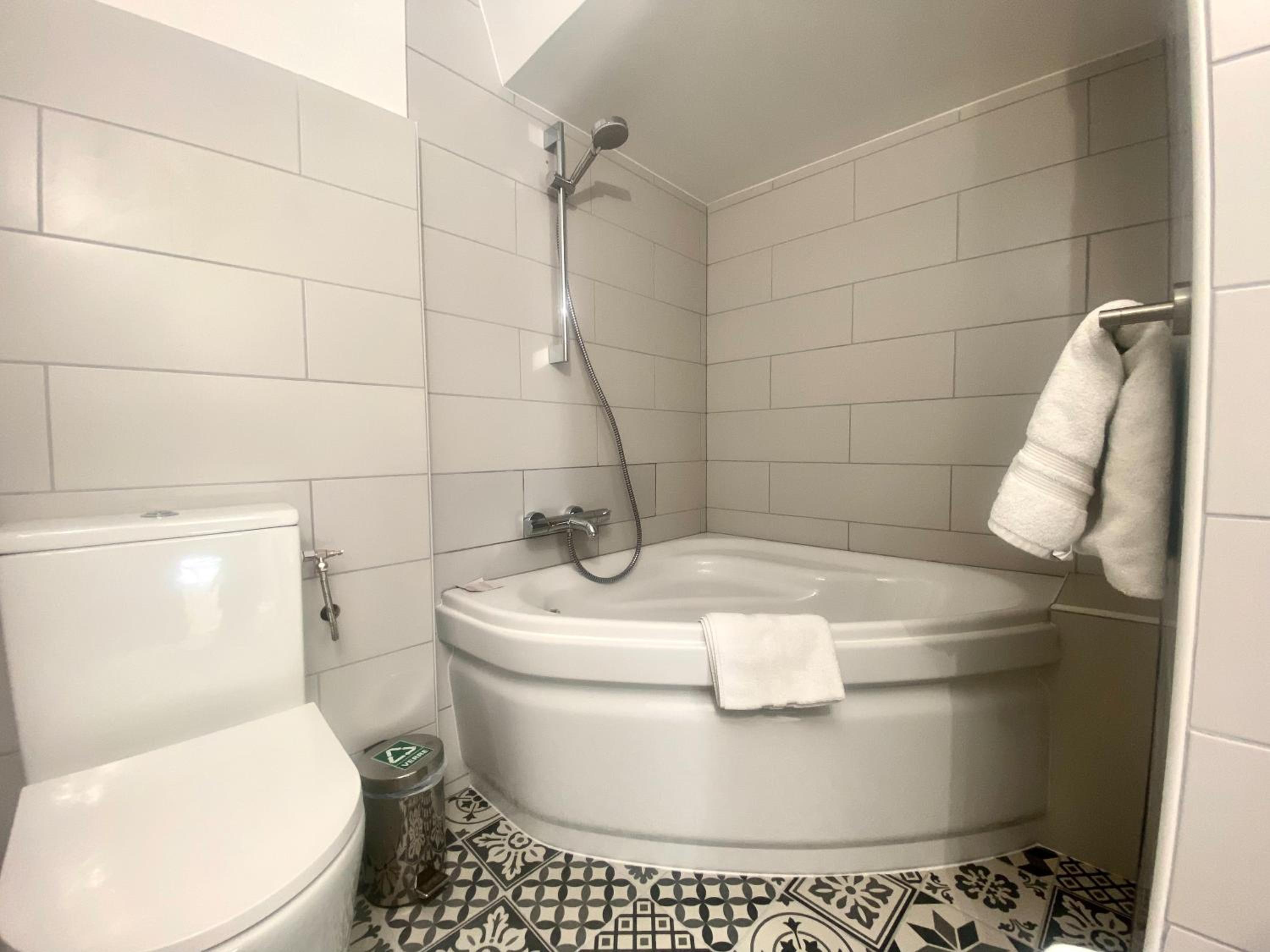 Classic Single Room with Terrace photo 2