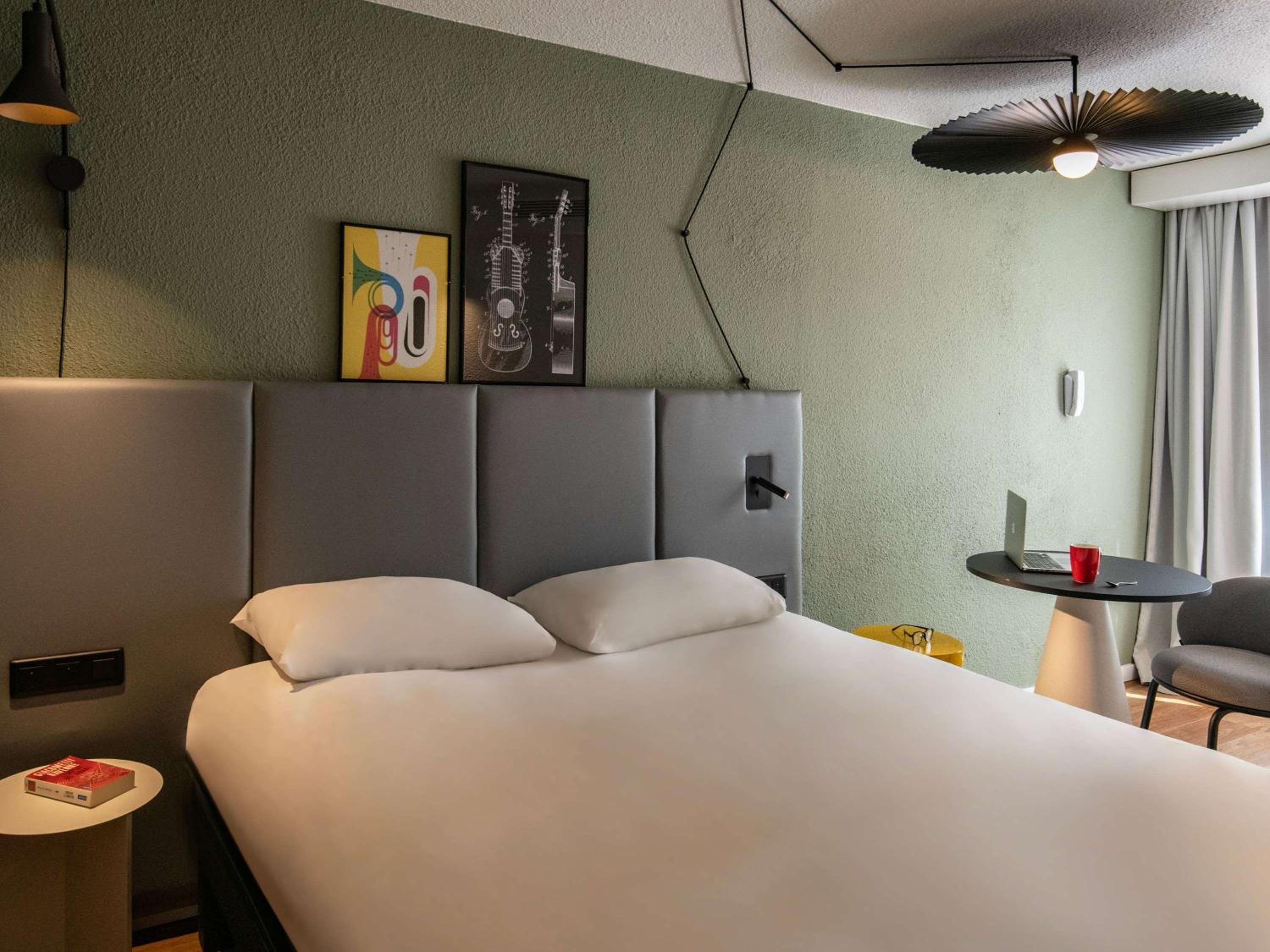 Standard Double Room - Photo 2