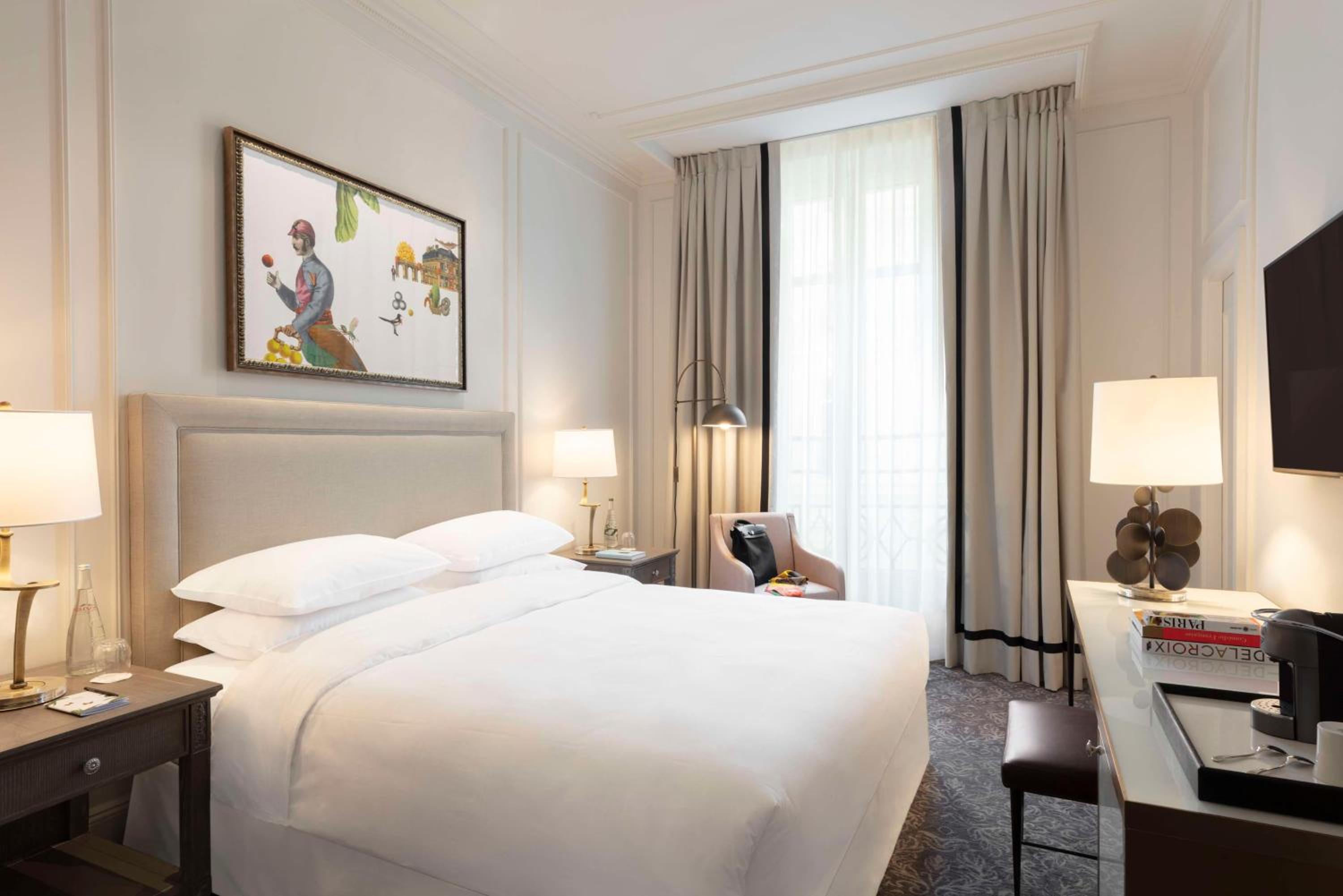 Deluxe King Room - Photo 4