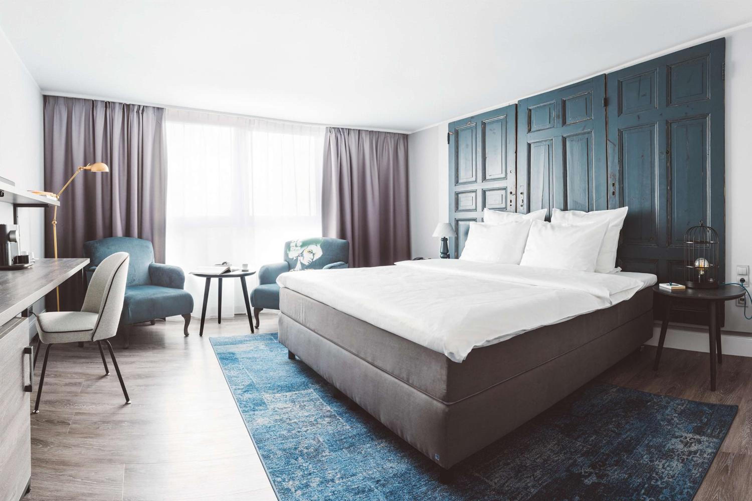 Standard Room - Photo 25