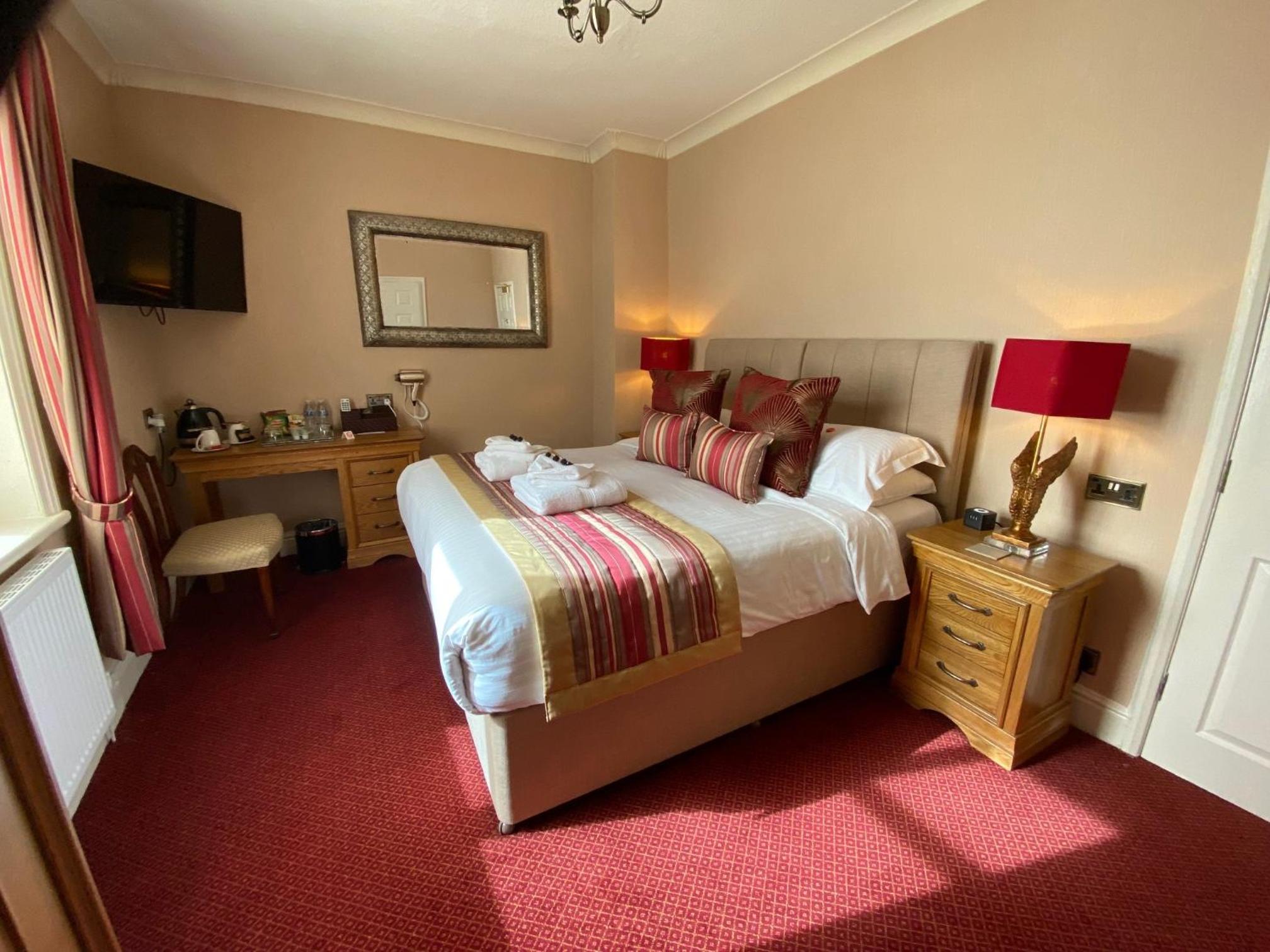 Deluxe Executive Double Ensuite - Photo 19