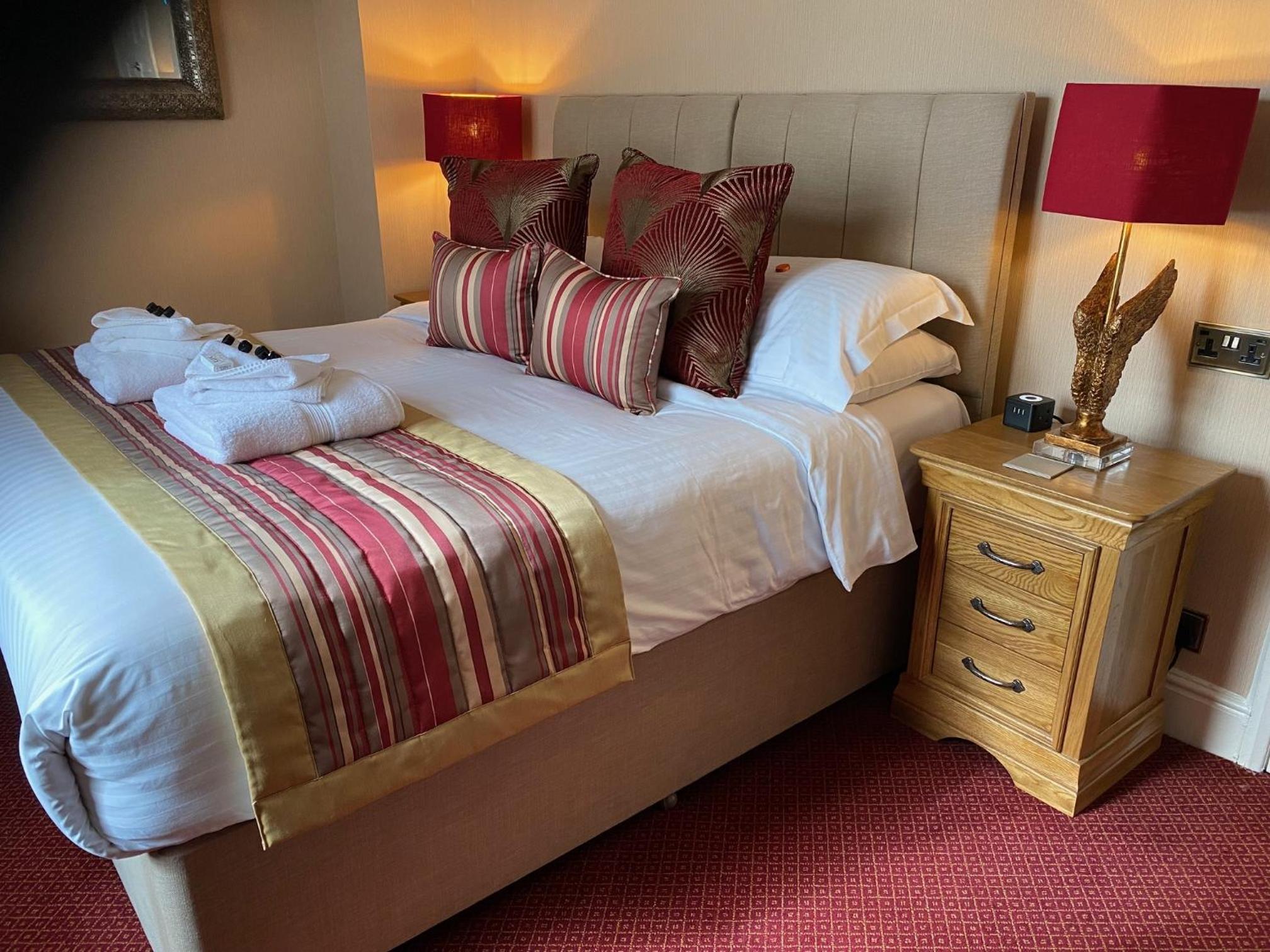 Deluxe Executive Double Ensuite - Photo 31