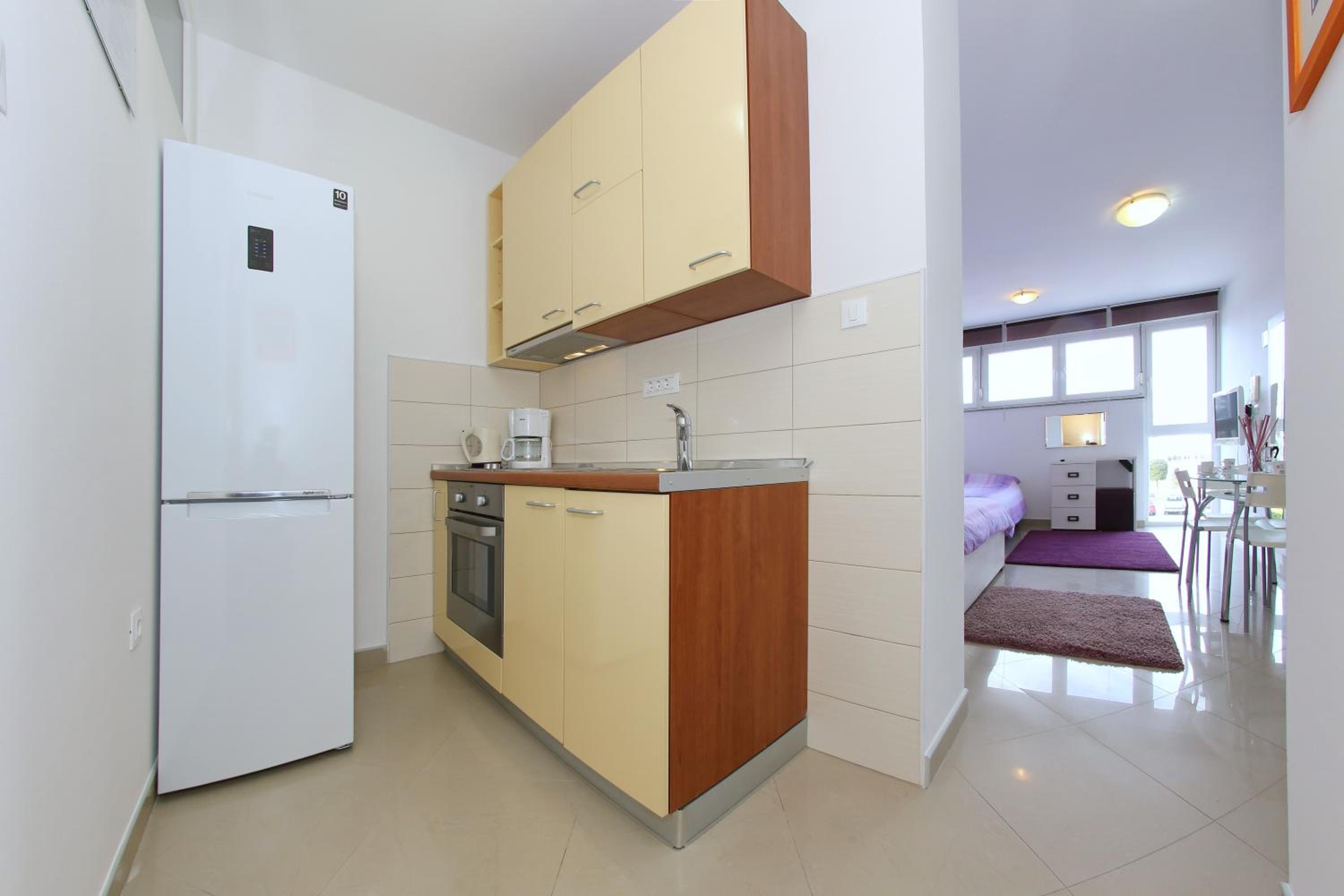 Studio Apartment with Sea View - Photo 13