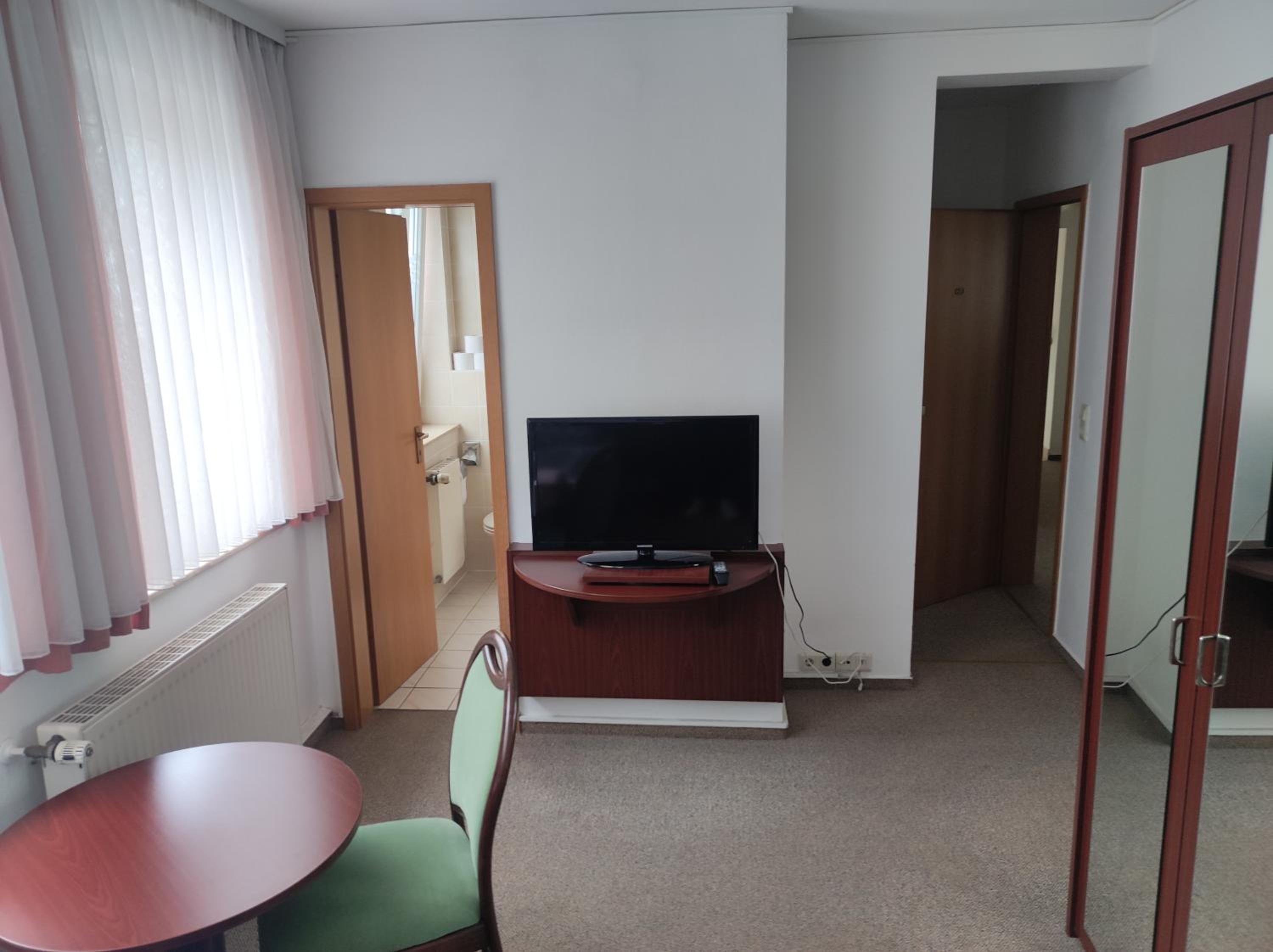 Standard Twin Room photo 3