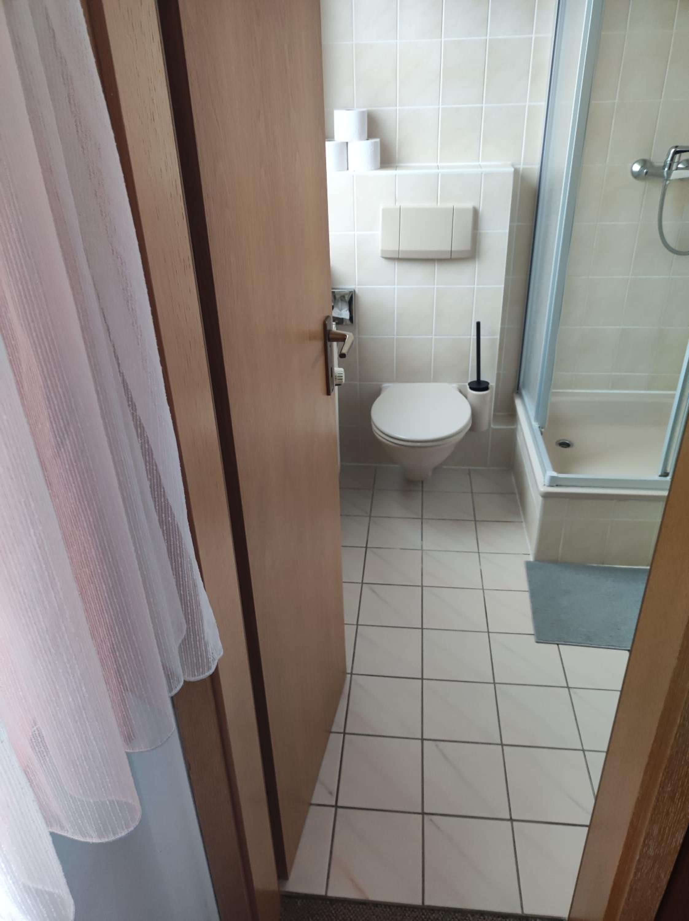 Standard Twin Room photo 2