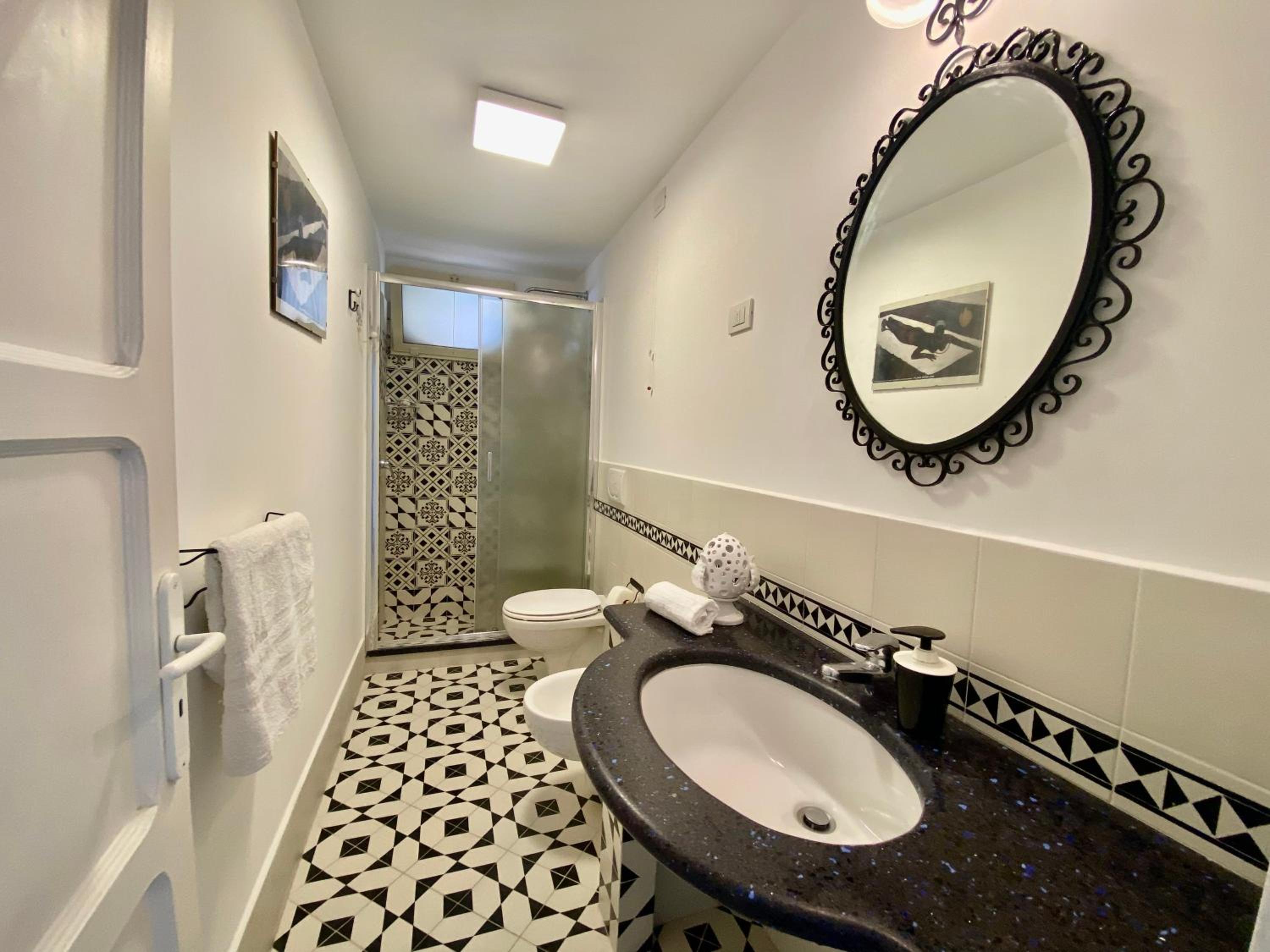 Two-Bedroom House photo 3