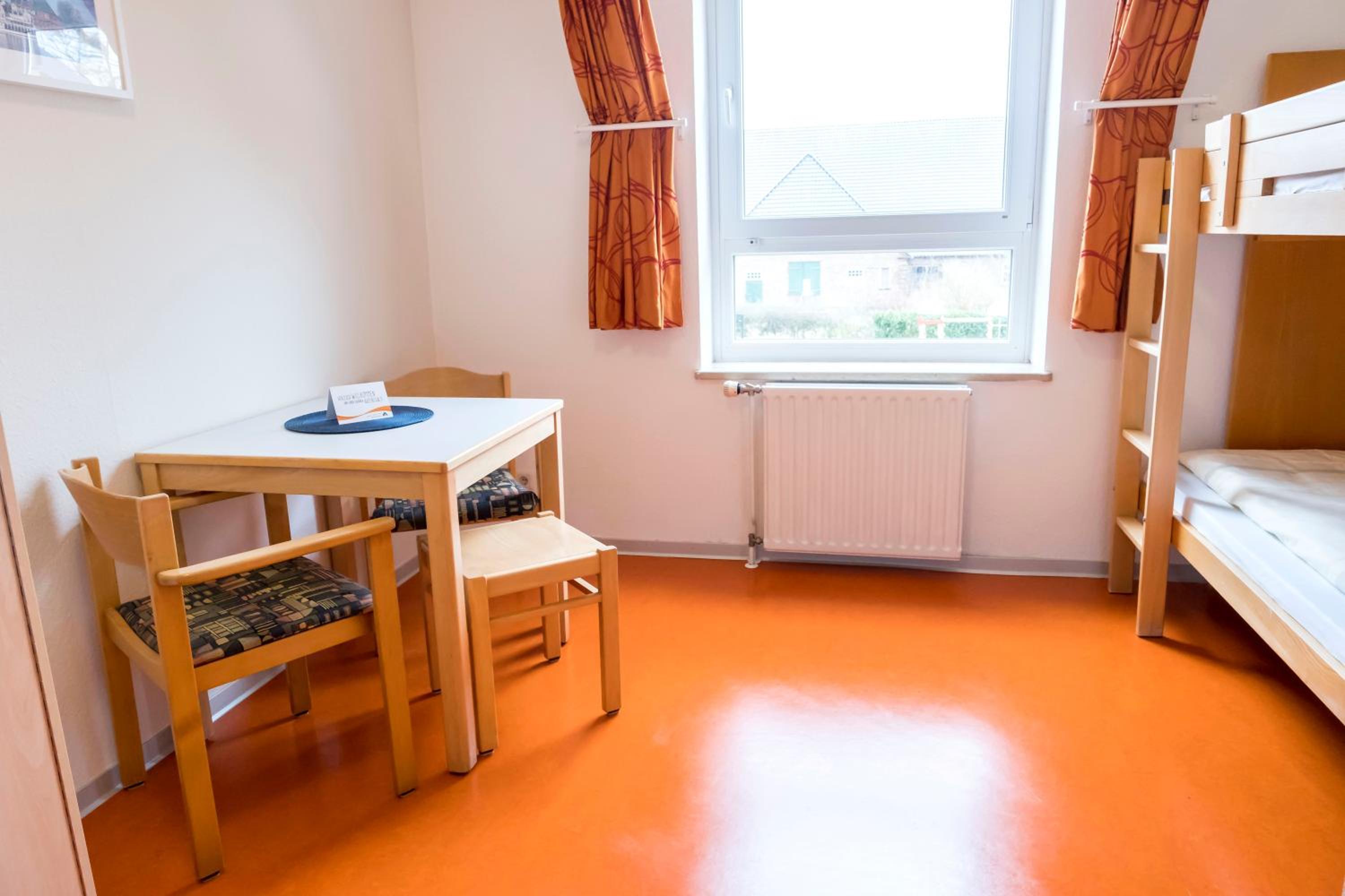Standard Single Room with Shared Bathroom photo 2