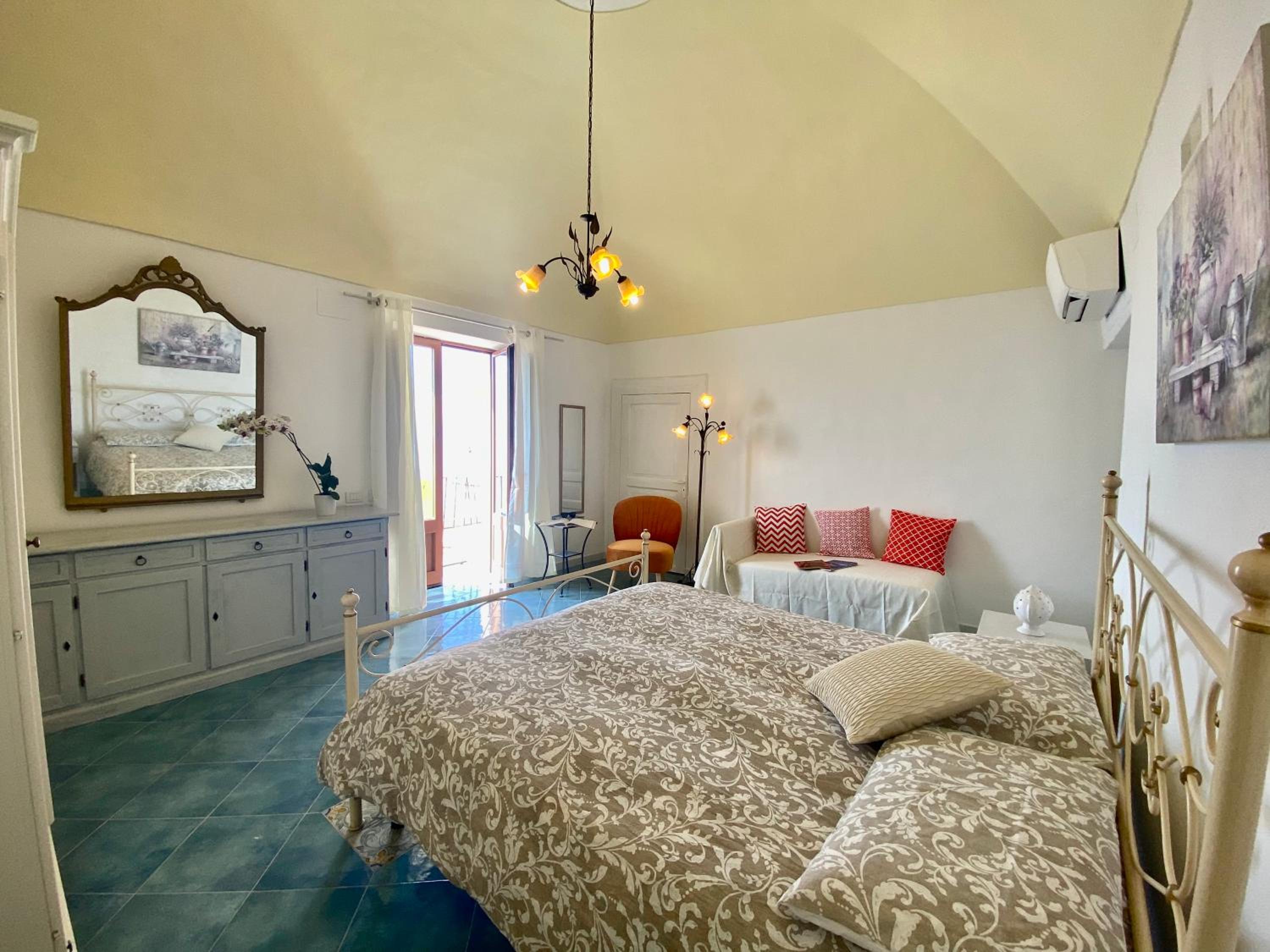 Two-Bedroom House photo 2