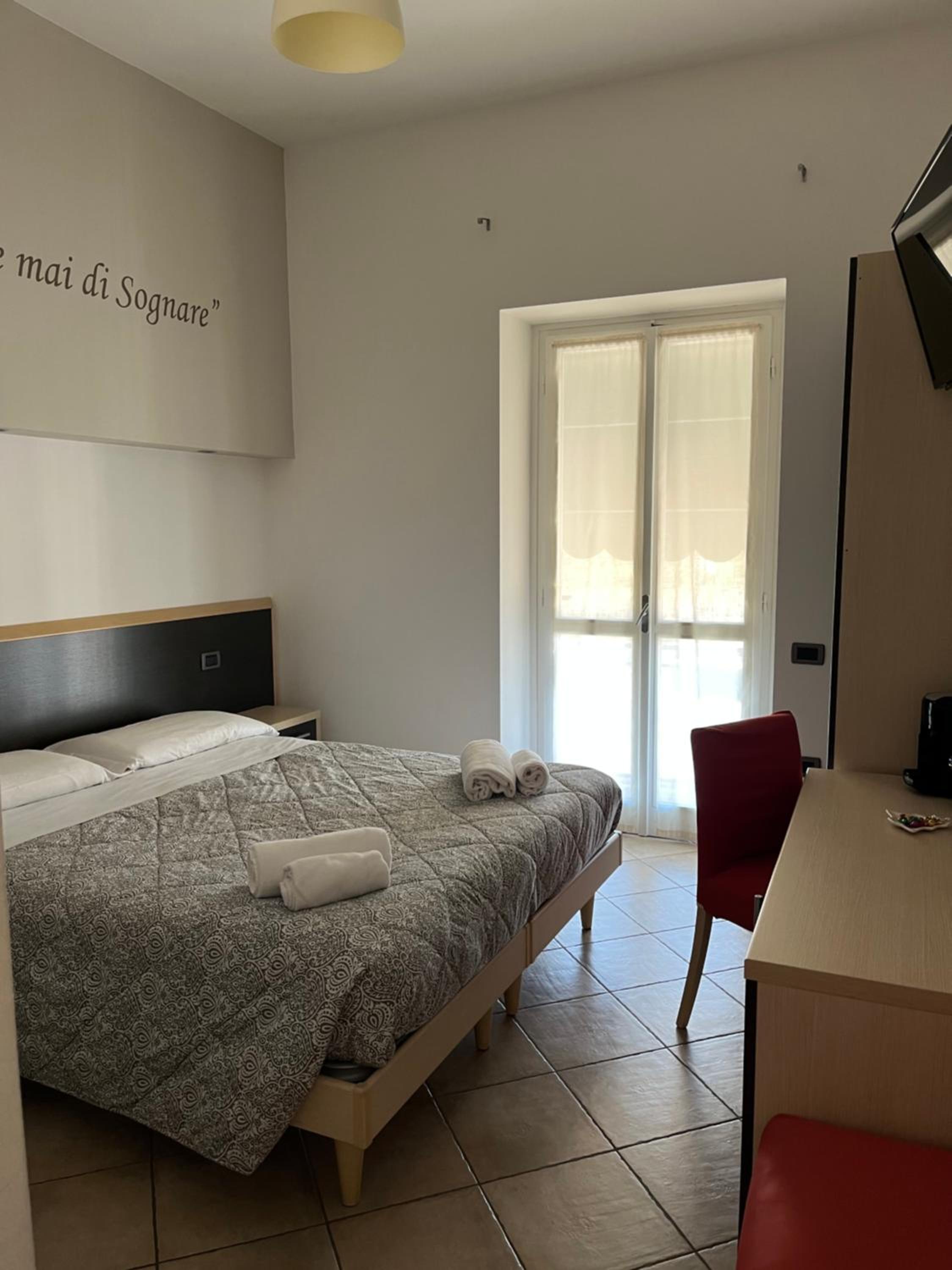 Quadruple Room with Balcony photo 3