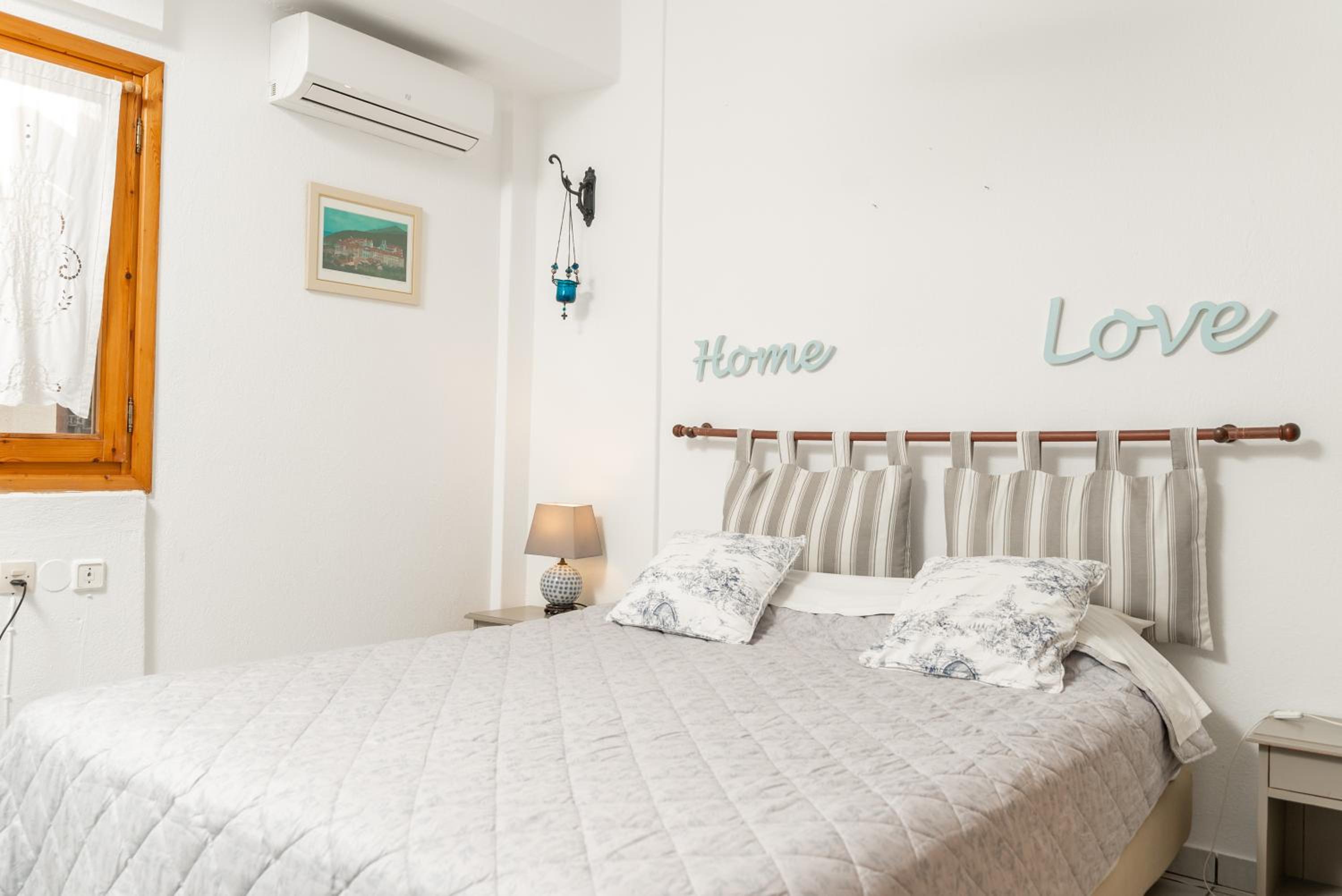 Double or Twin Room with Garden View photo 2