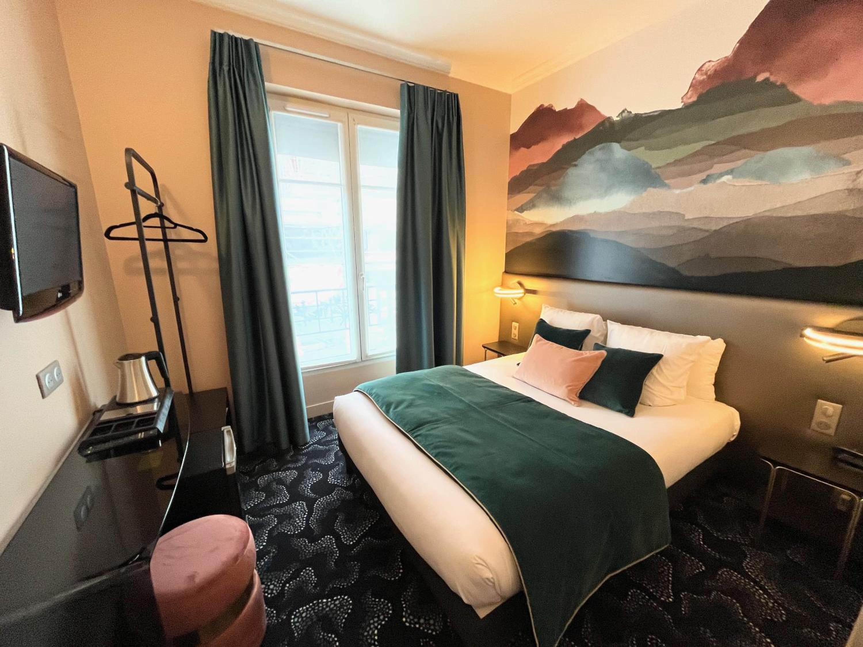 Deluxe Double Room photo 3