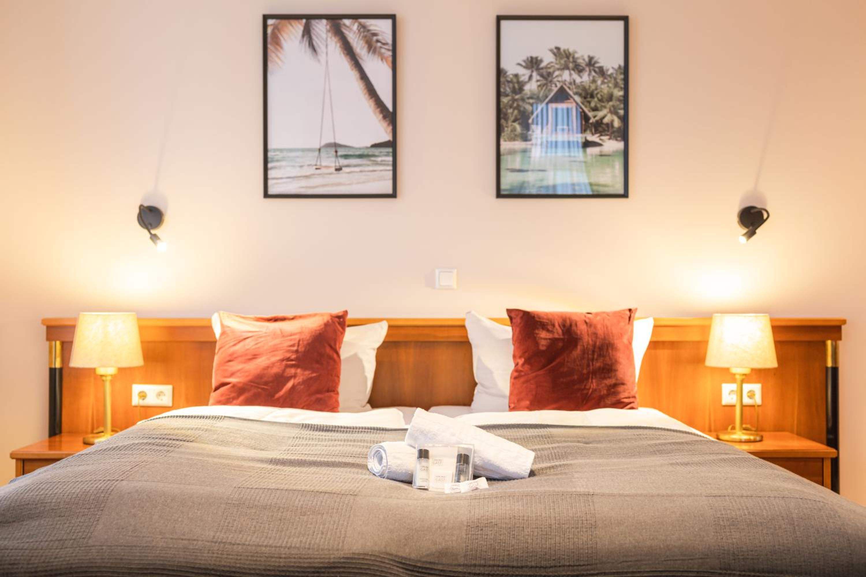Standard Double Room - Photo 20