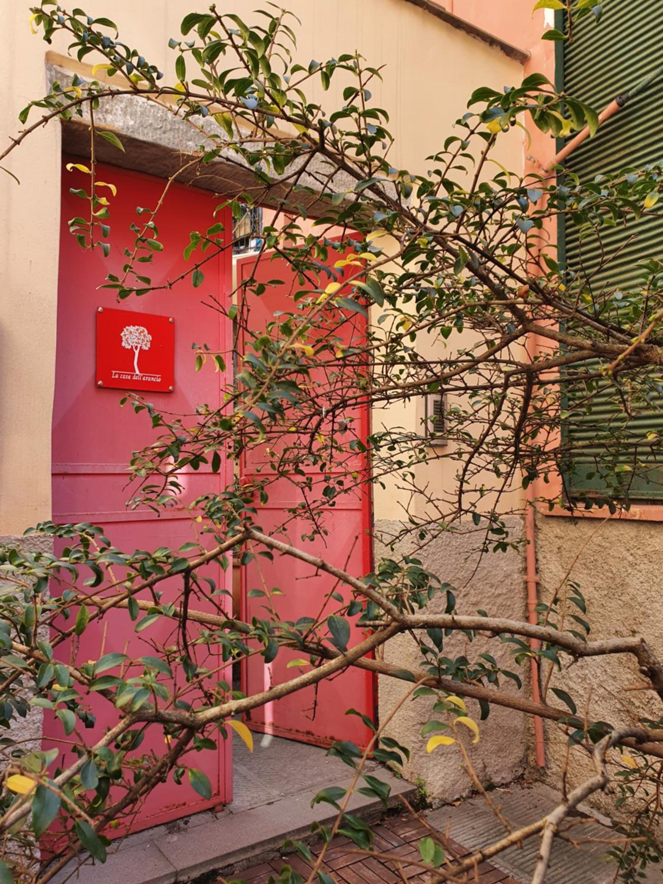 Casa con giardino in città photo 2