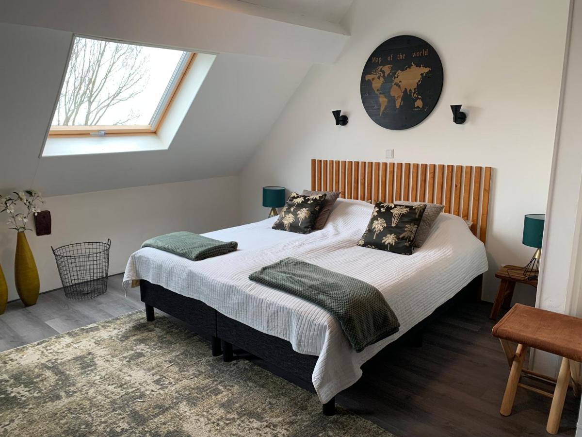 Quadruple Room with Private Bathroom