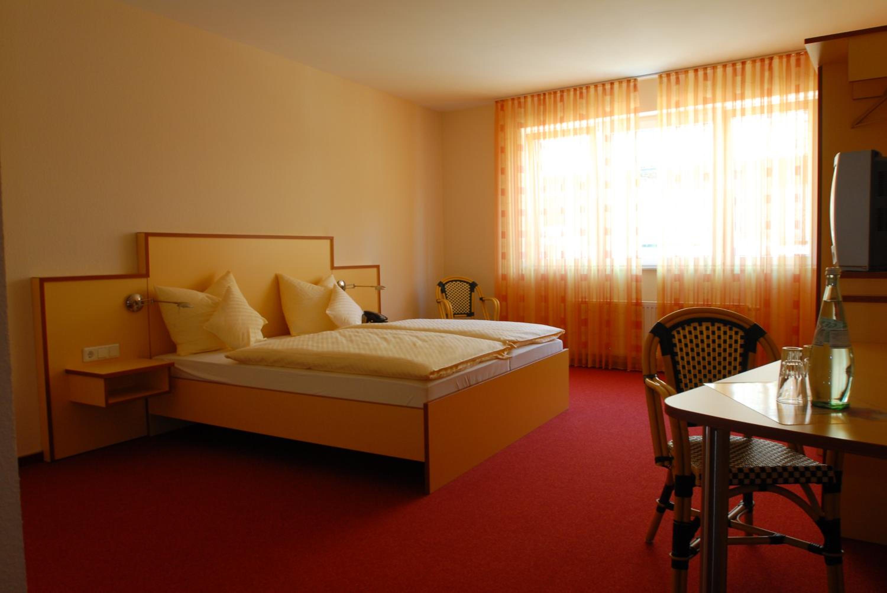 Double Room - Photo 4