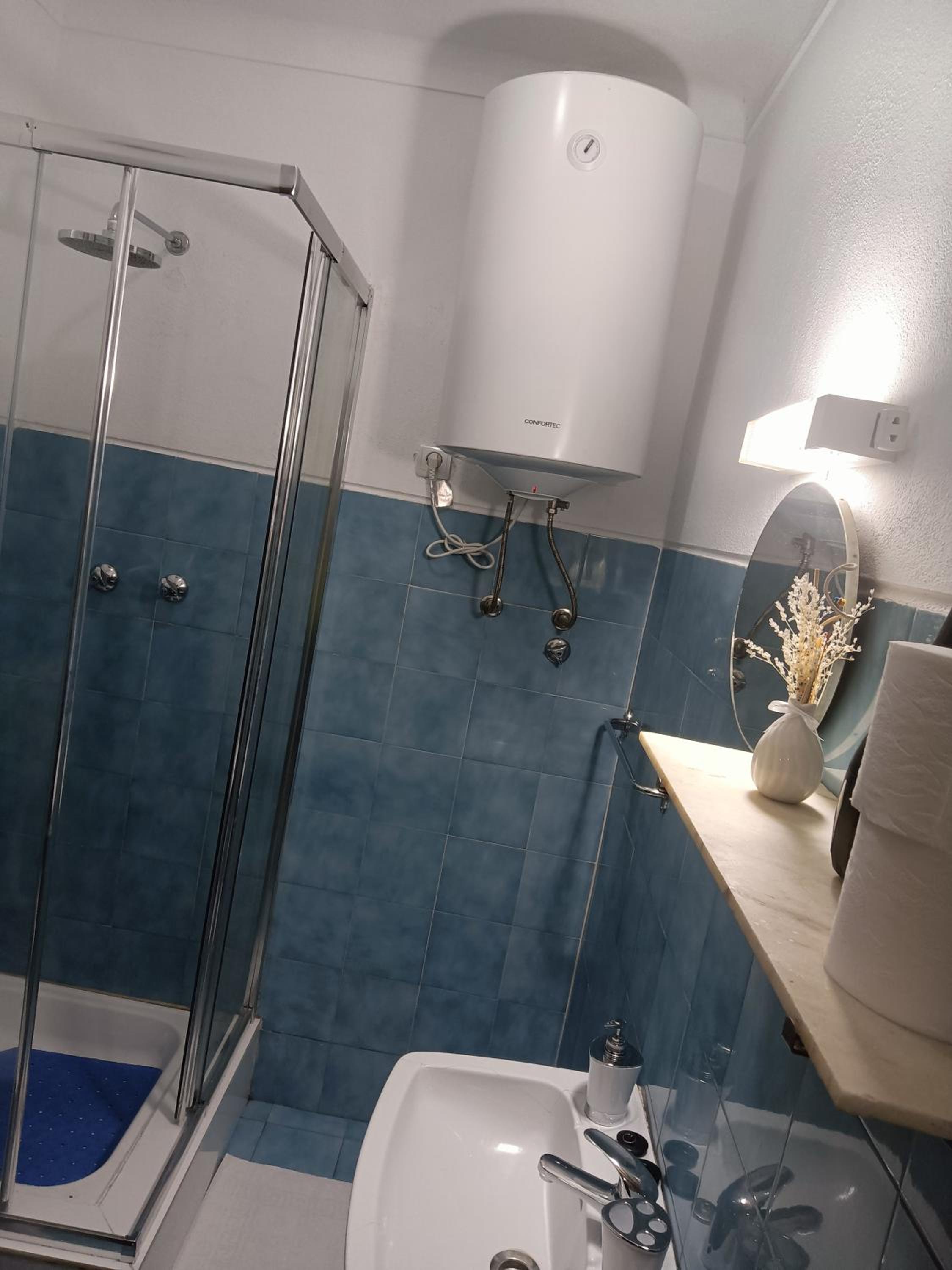 Double Room - Photo 31