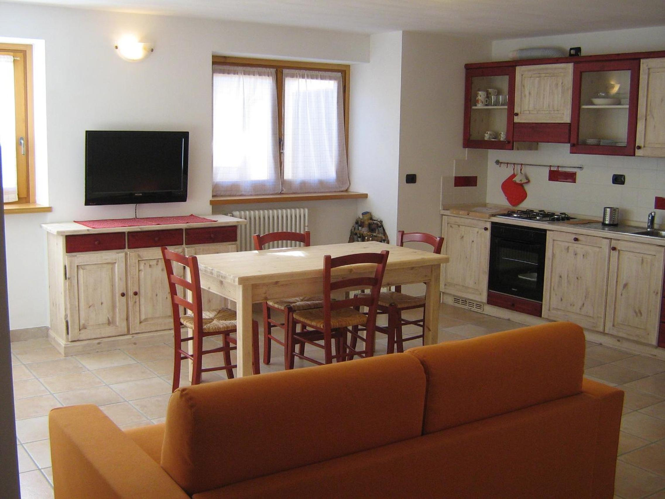 Standard Double Room with Mountain View - Photo 15