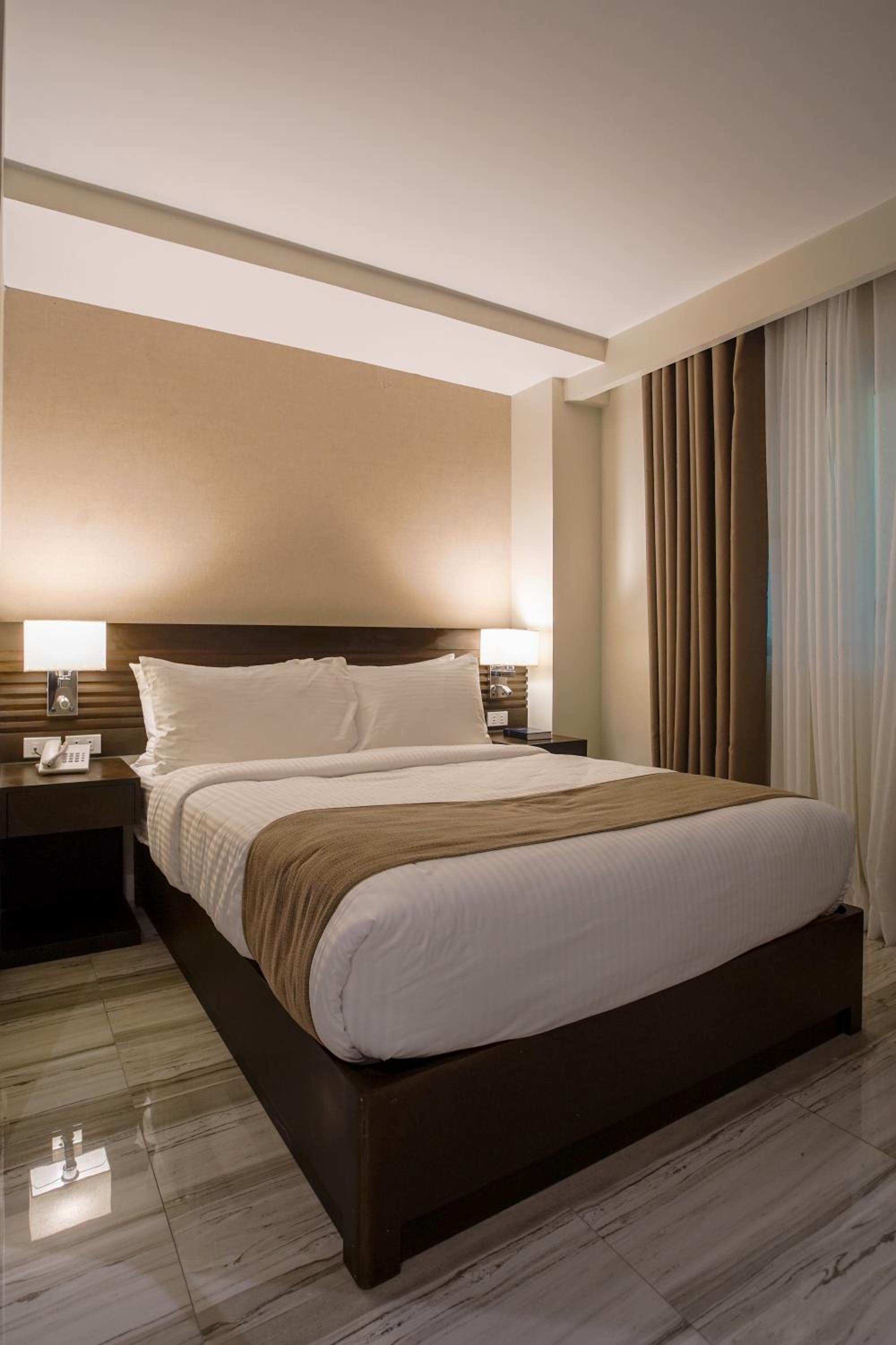 Superior Double Room - Photo 4
