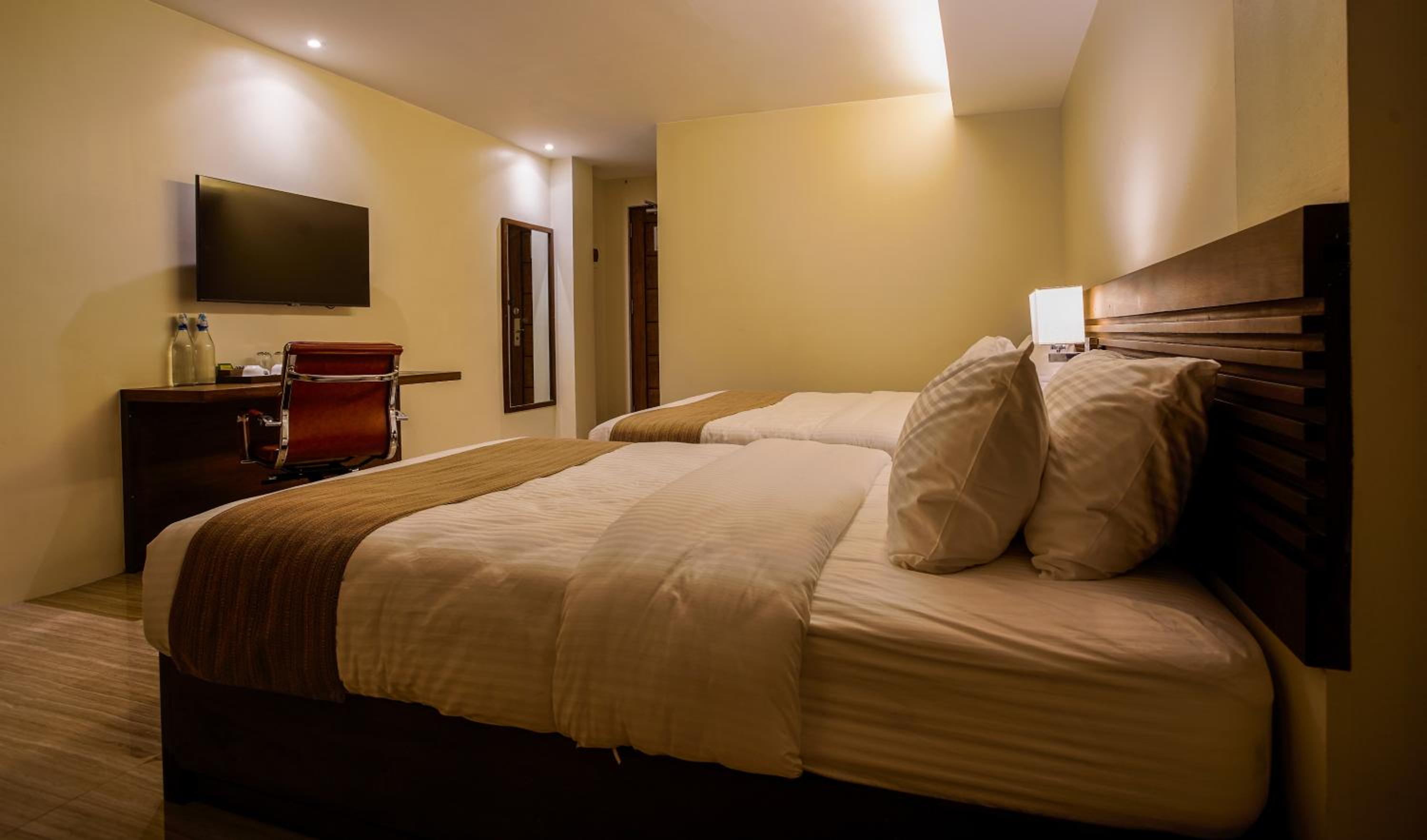 Deluxe Twin Room - Photo 5