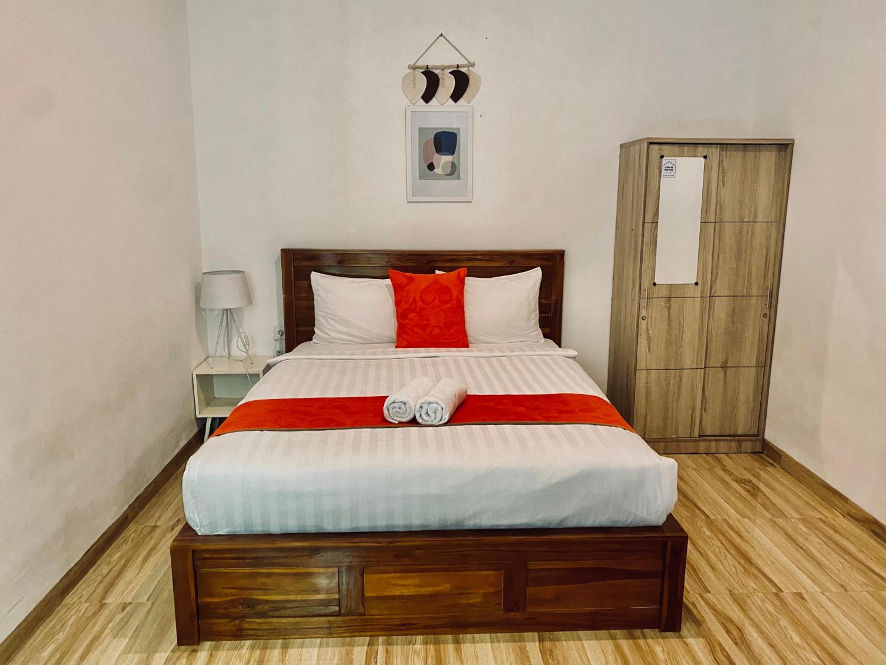 Standard Suite - Photo 5
