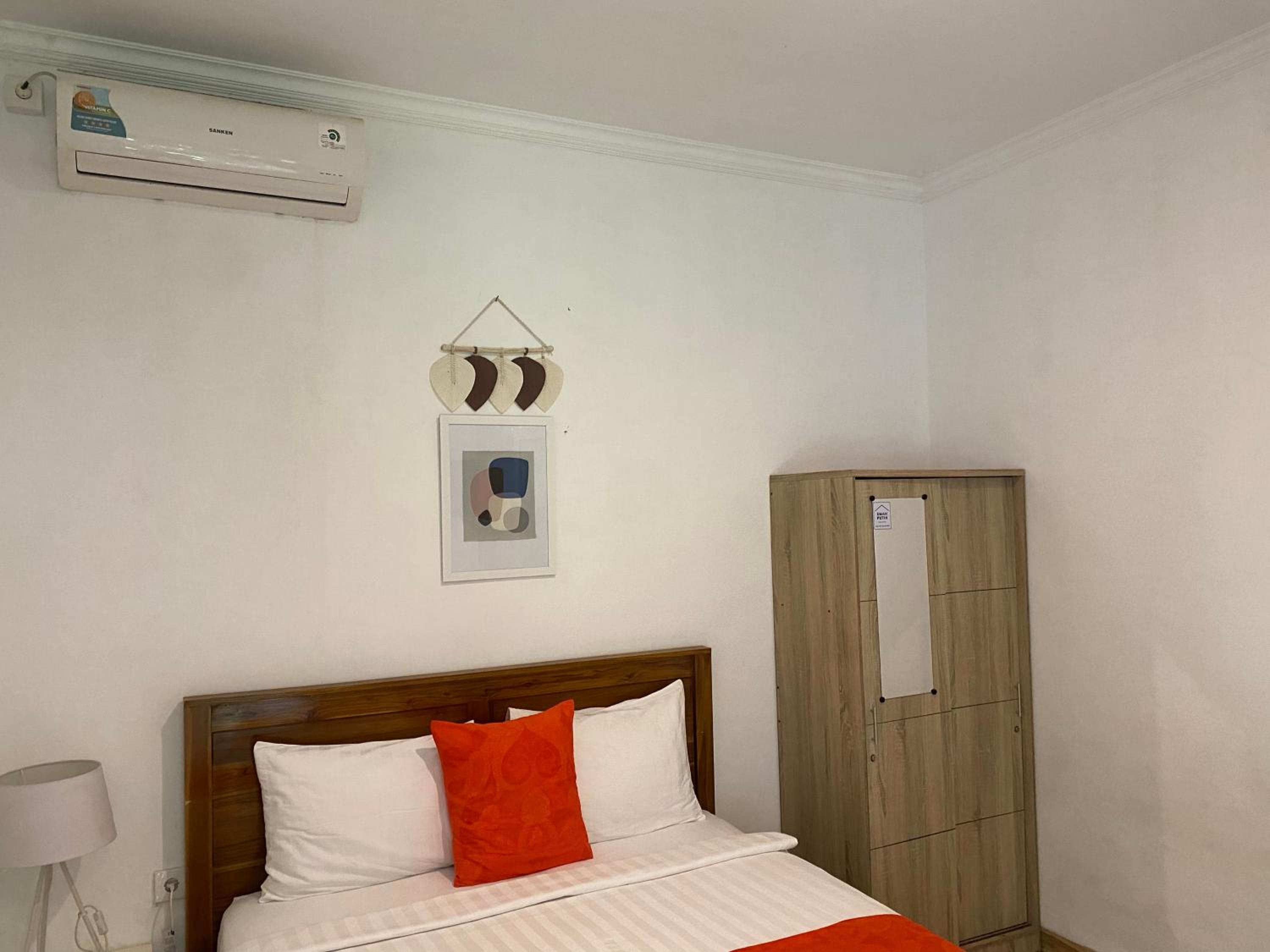 Standard Suite - Photo 4