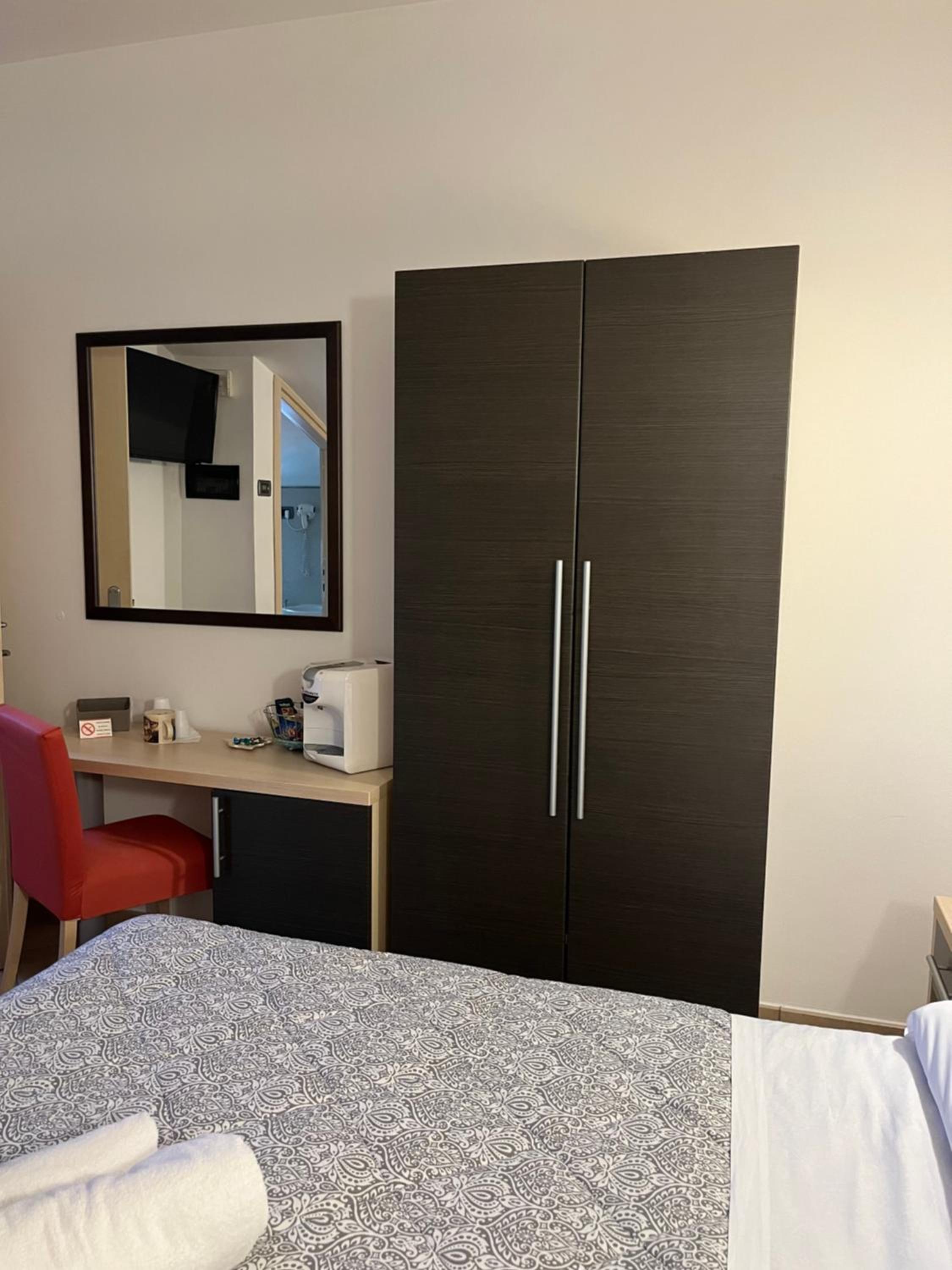Small Double Room photo 3