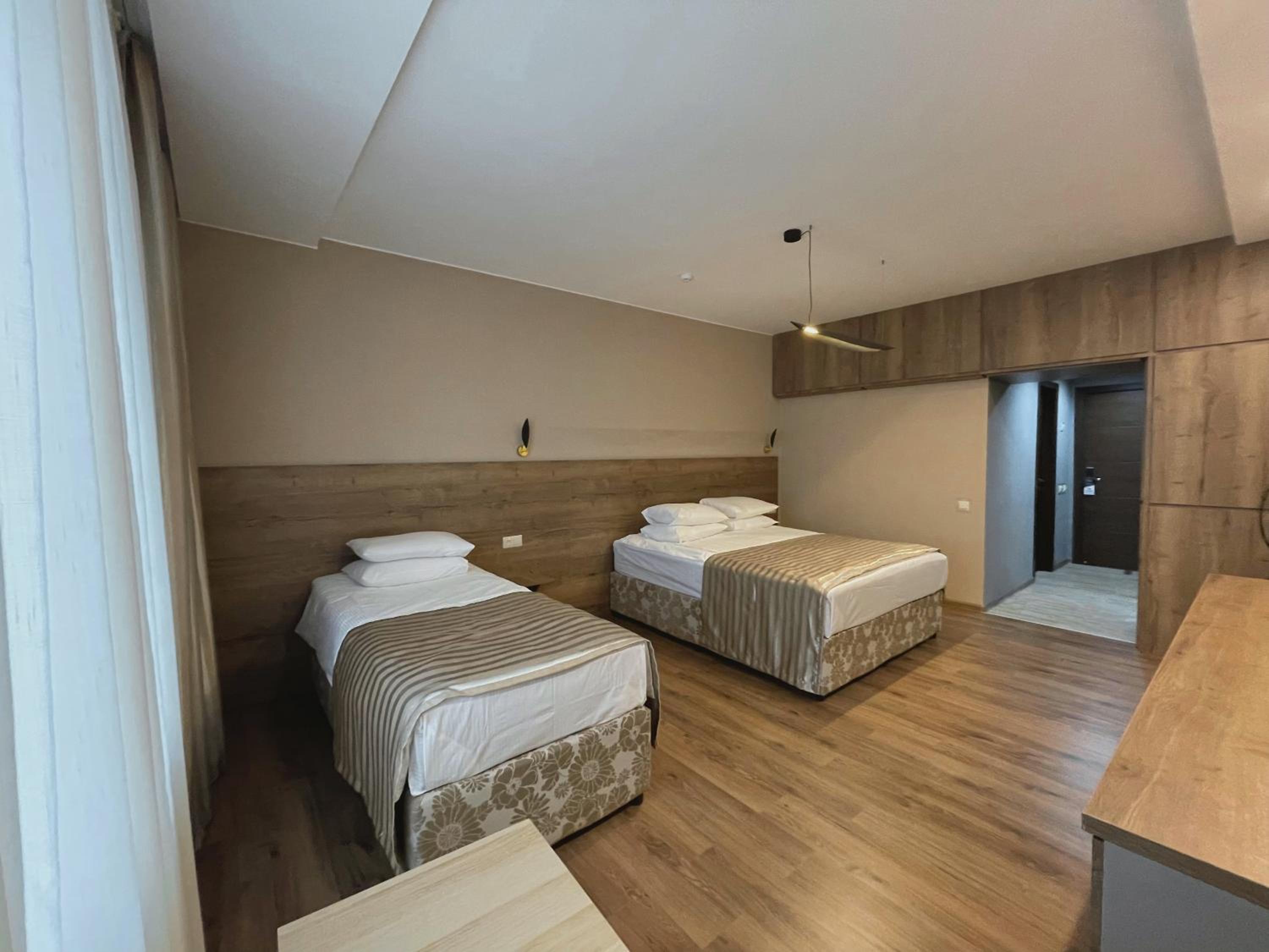 Deluxe Triple Room photo 1