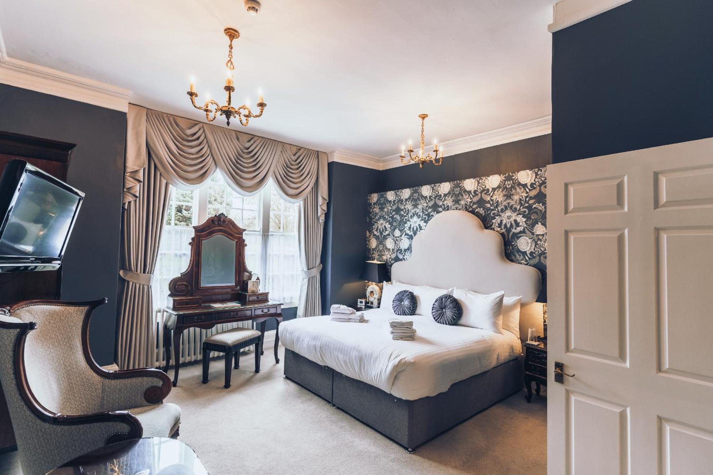 Deluxe Double or Twin Room with Garden View photo 2