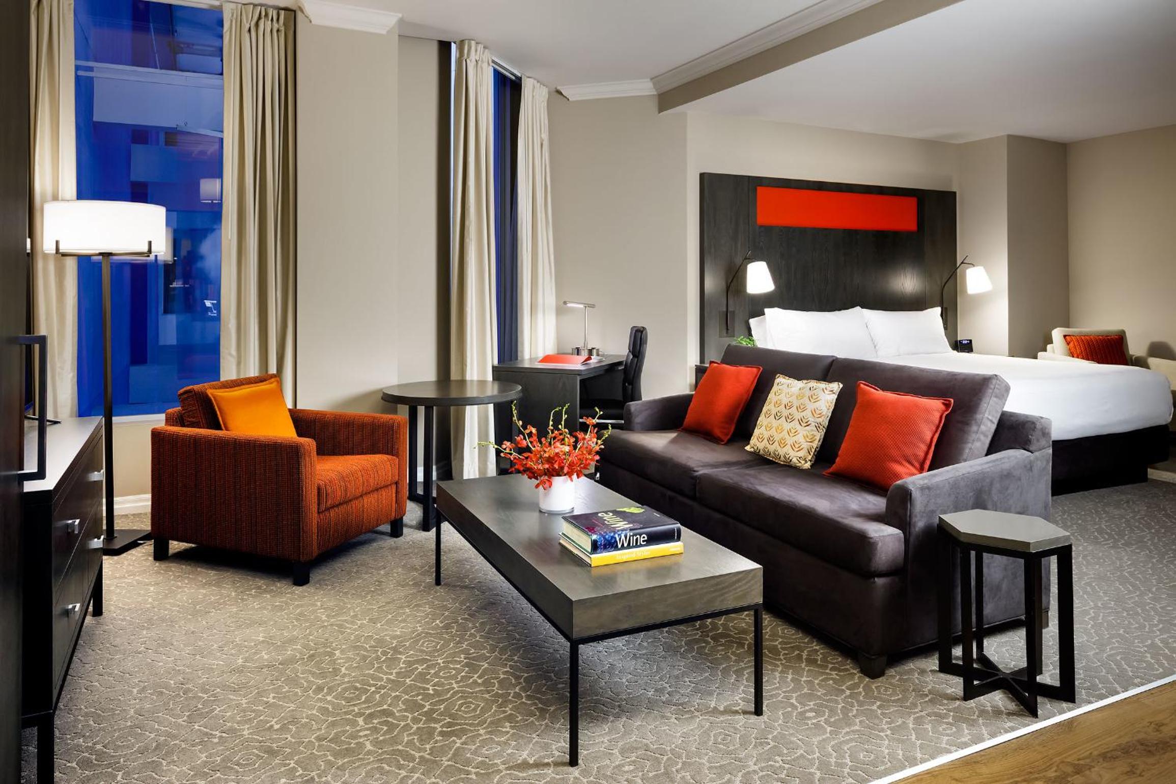 Historic Superior Suite - Interior View