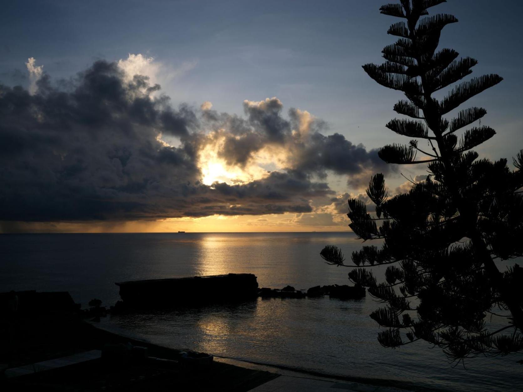Deluxe Double Room with Balcony and Sea View - Photo 10
