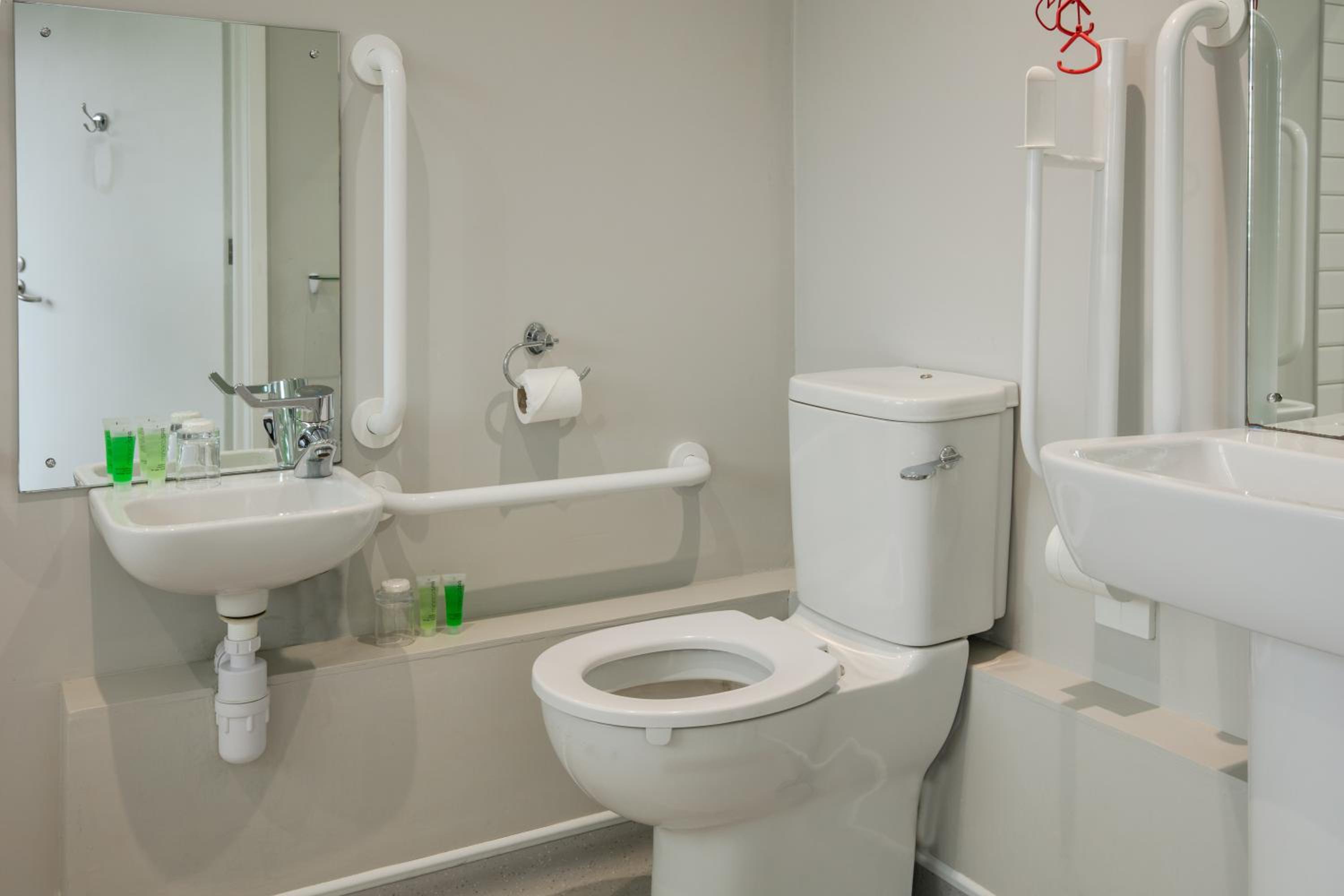 Double Room - Disability Access photo 2