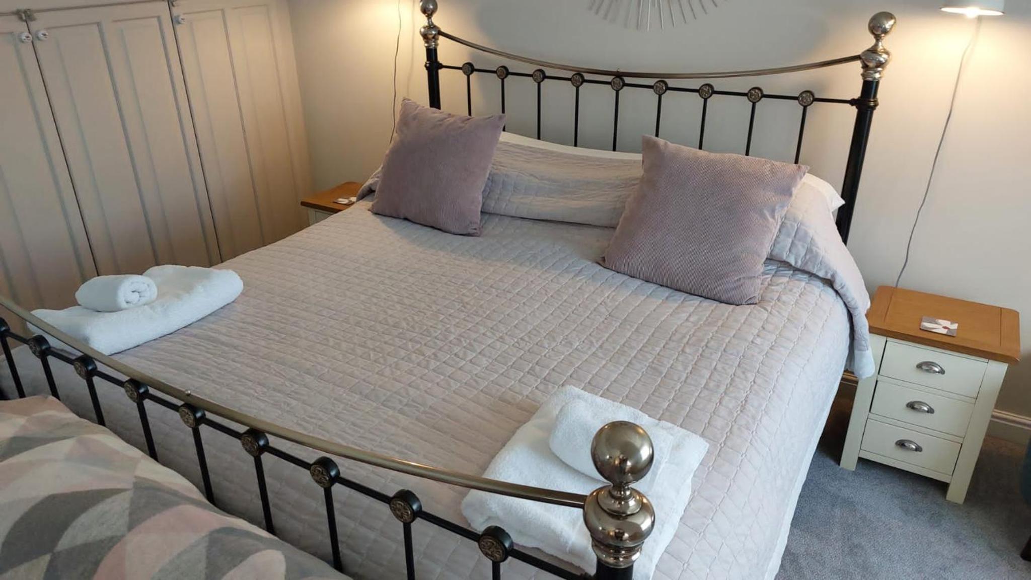 Deluxe Quadruple Room - Photo 6