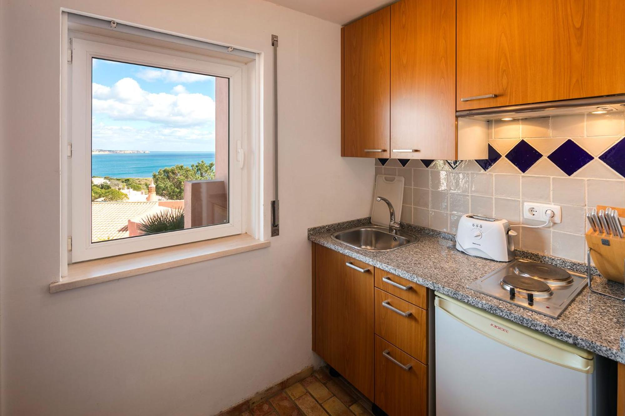 Studio with Ocean View thumbnail 5