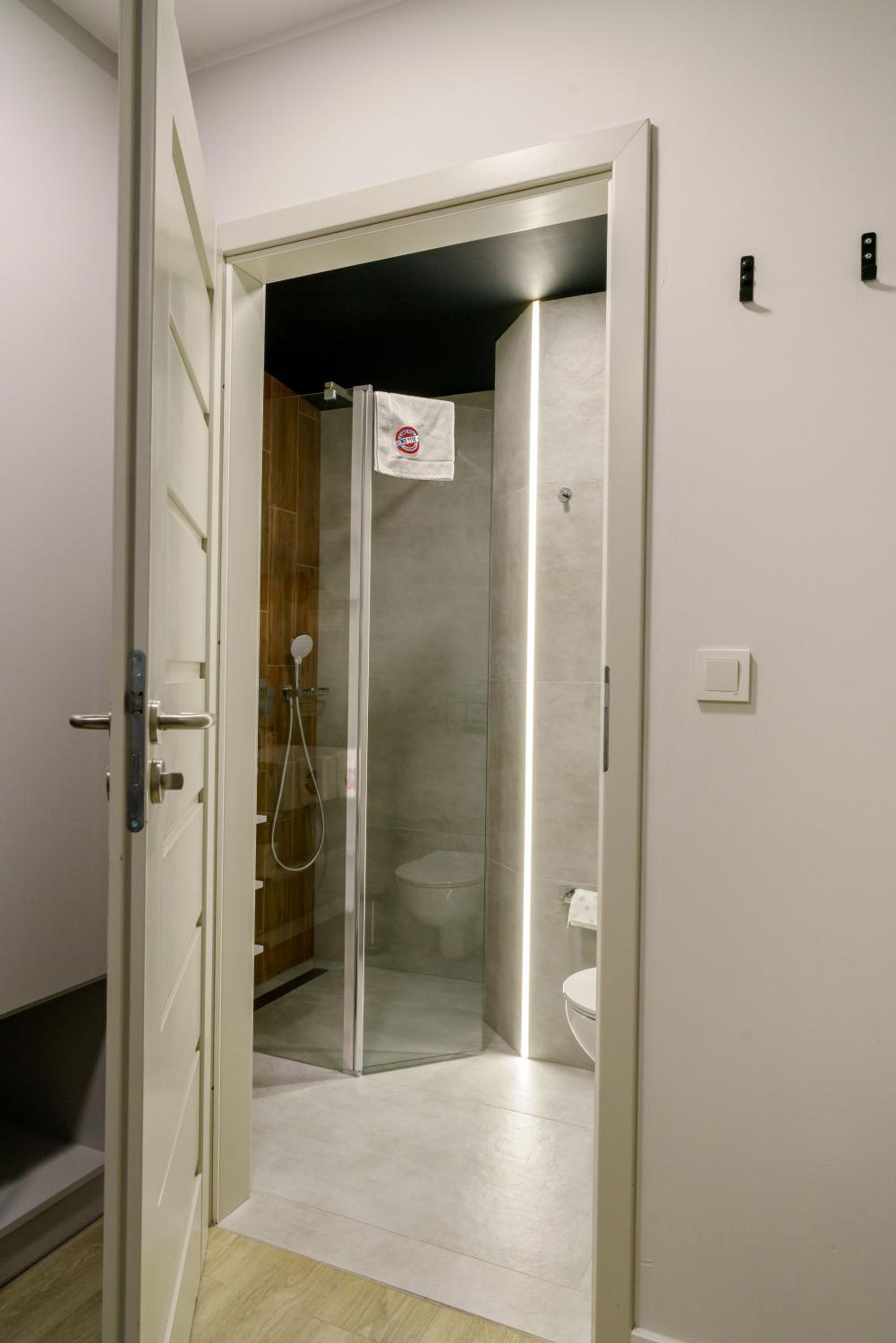 Budget Double Room photo 3
