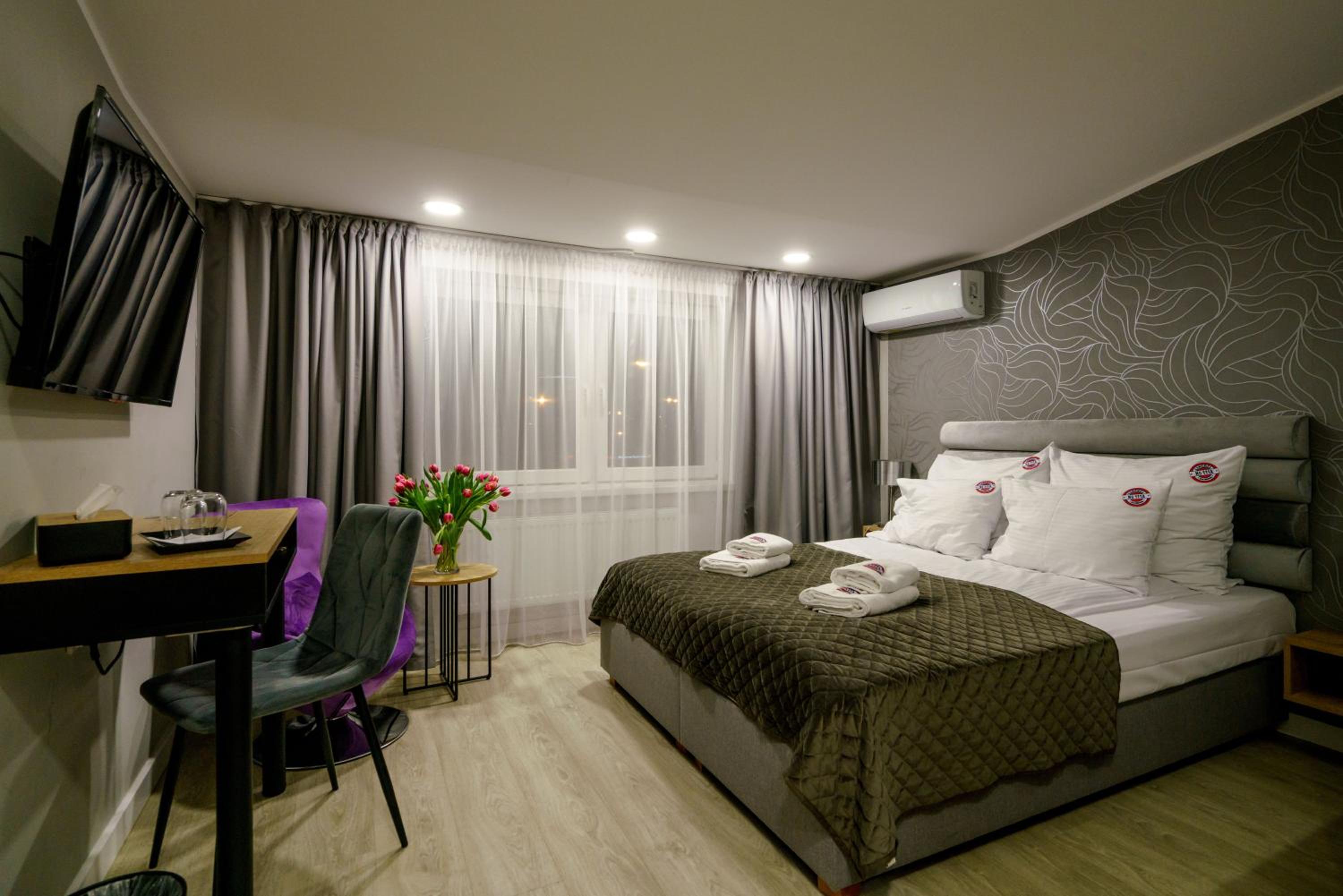 Budget Double Room photo 2
