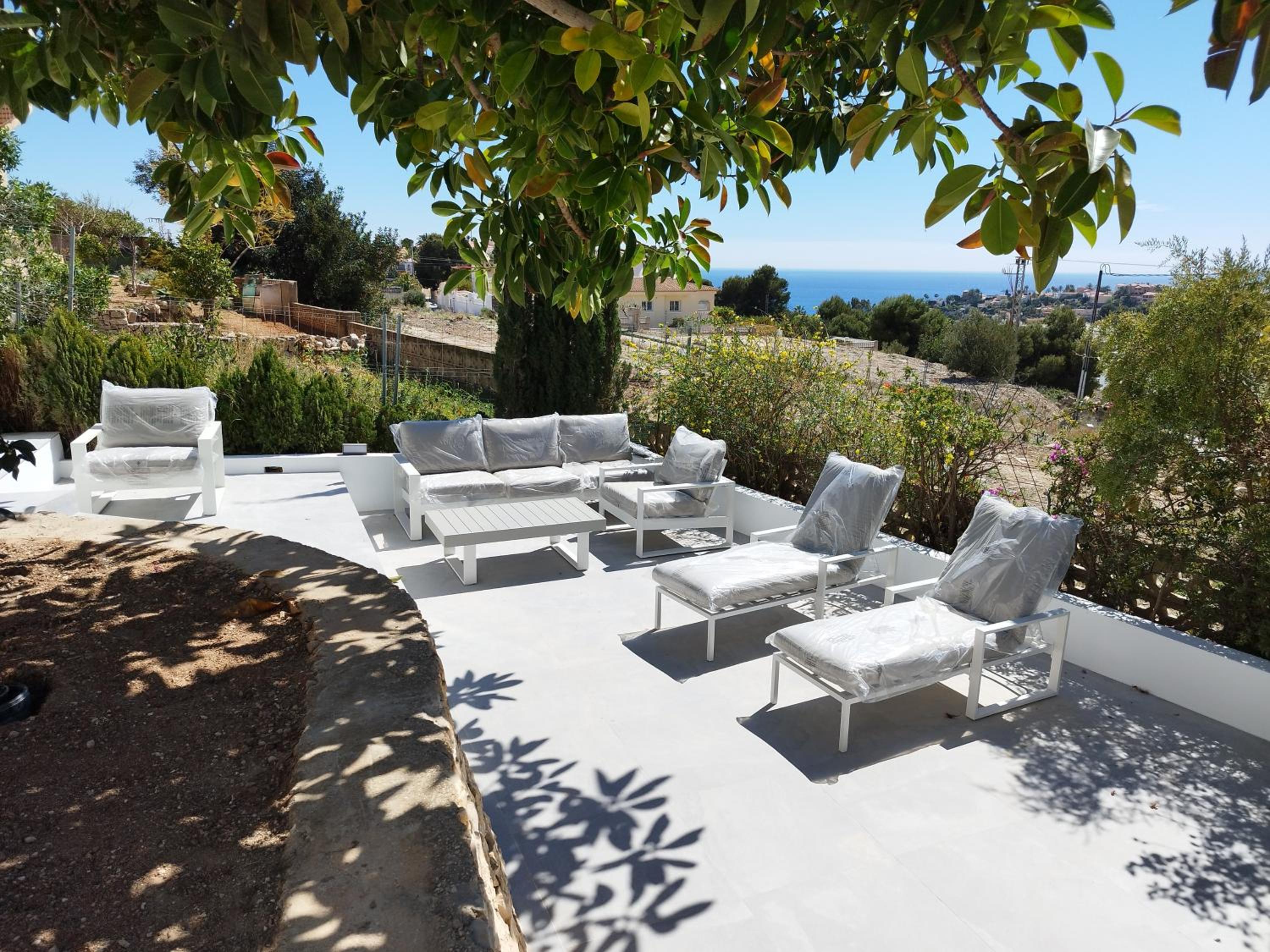 Villa photo 2