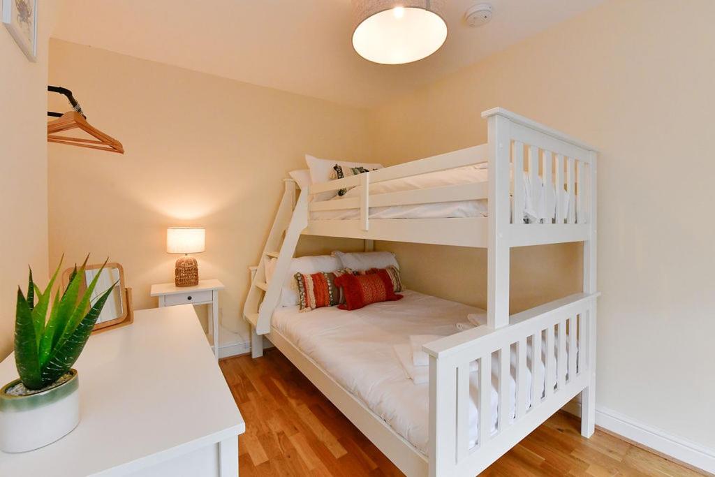 Two-Bedroom House photo 1
