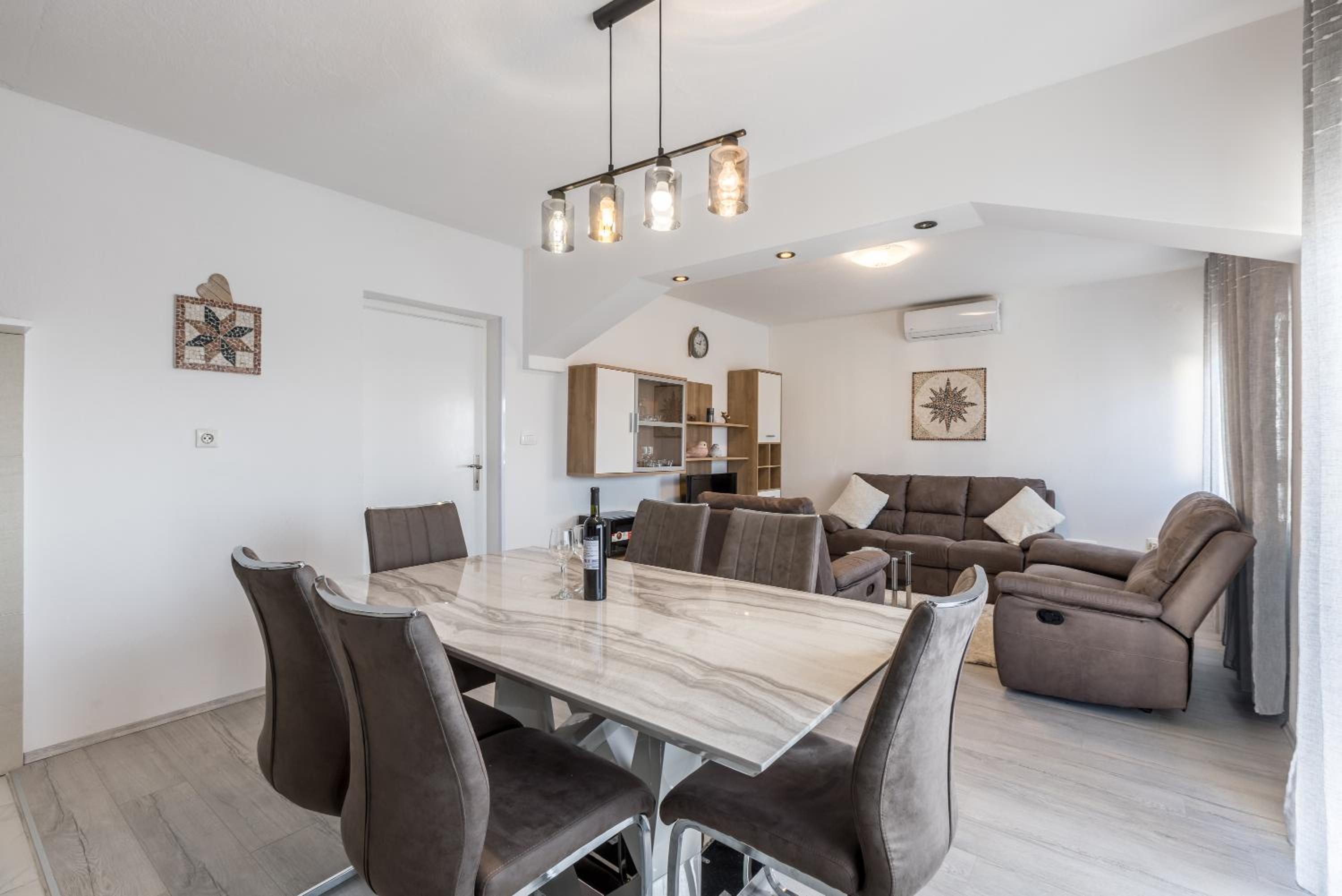 Three-Bedroom Apartment - Photo 16