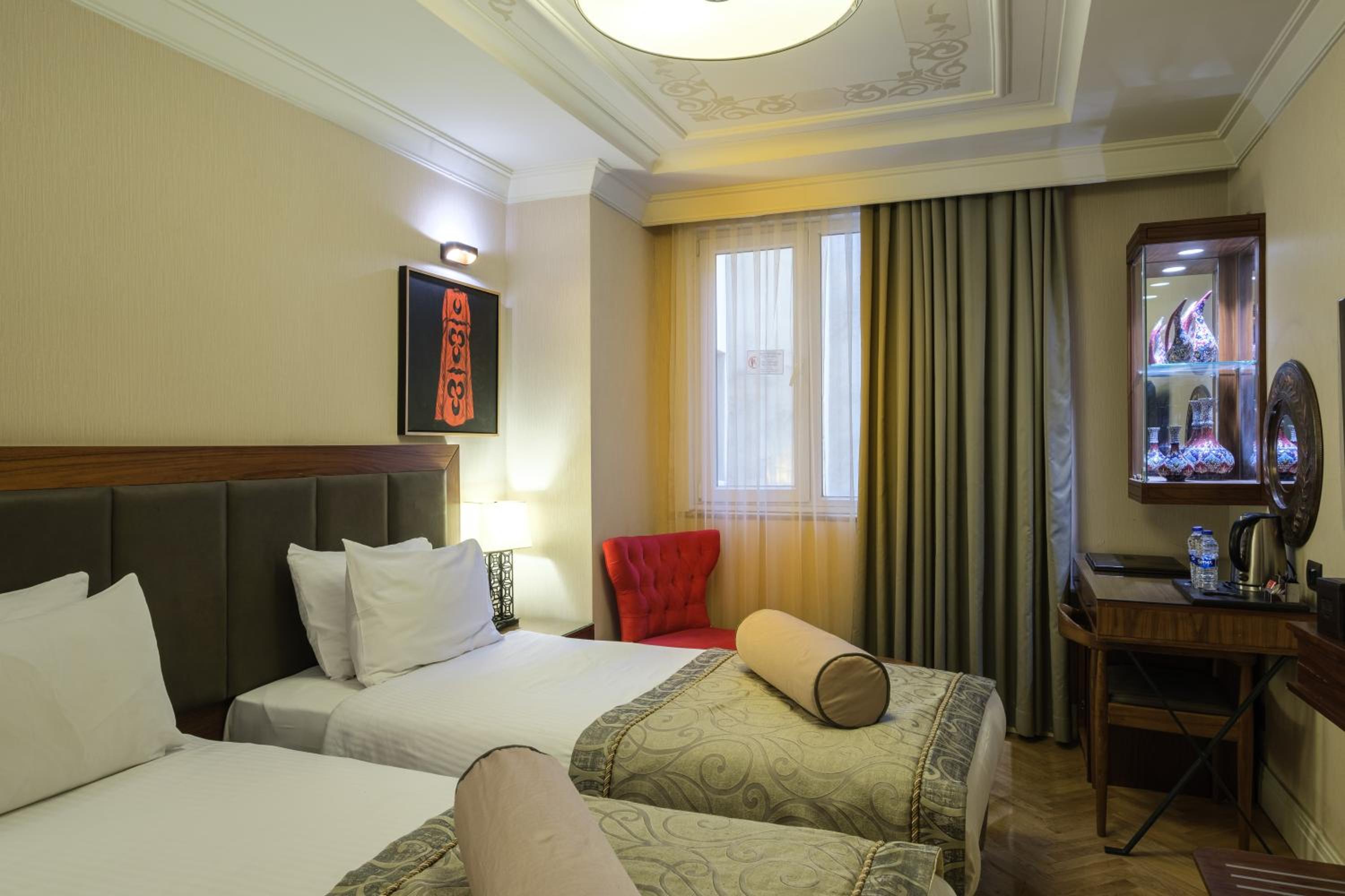 Standard Twin Room photo 3