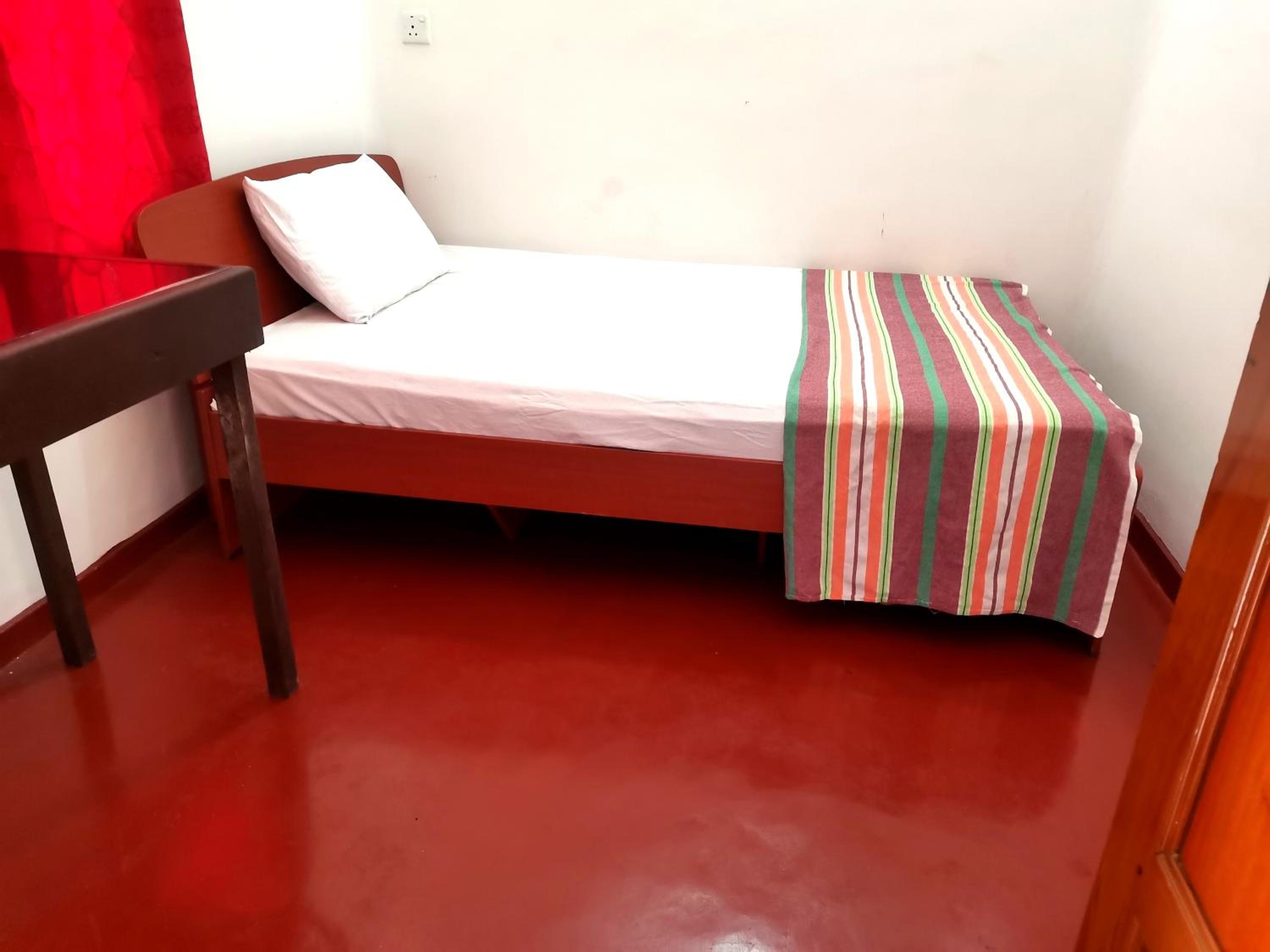 Budget Single Room