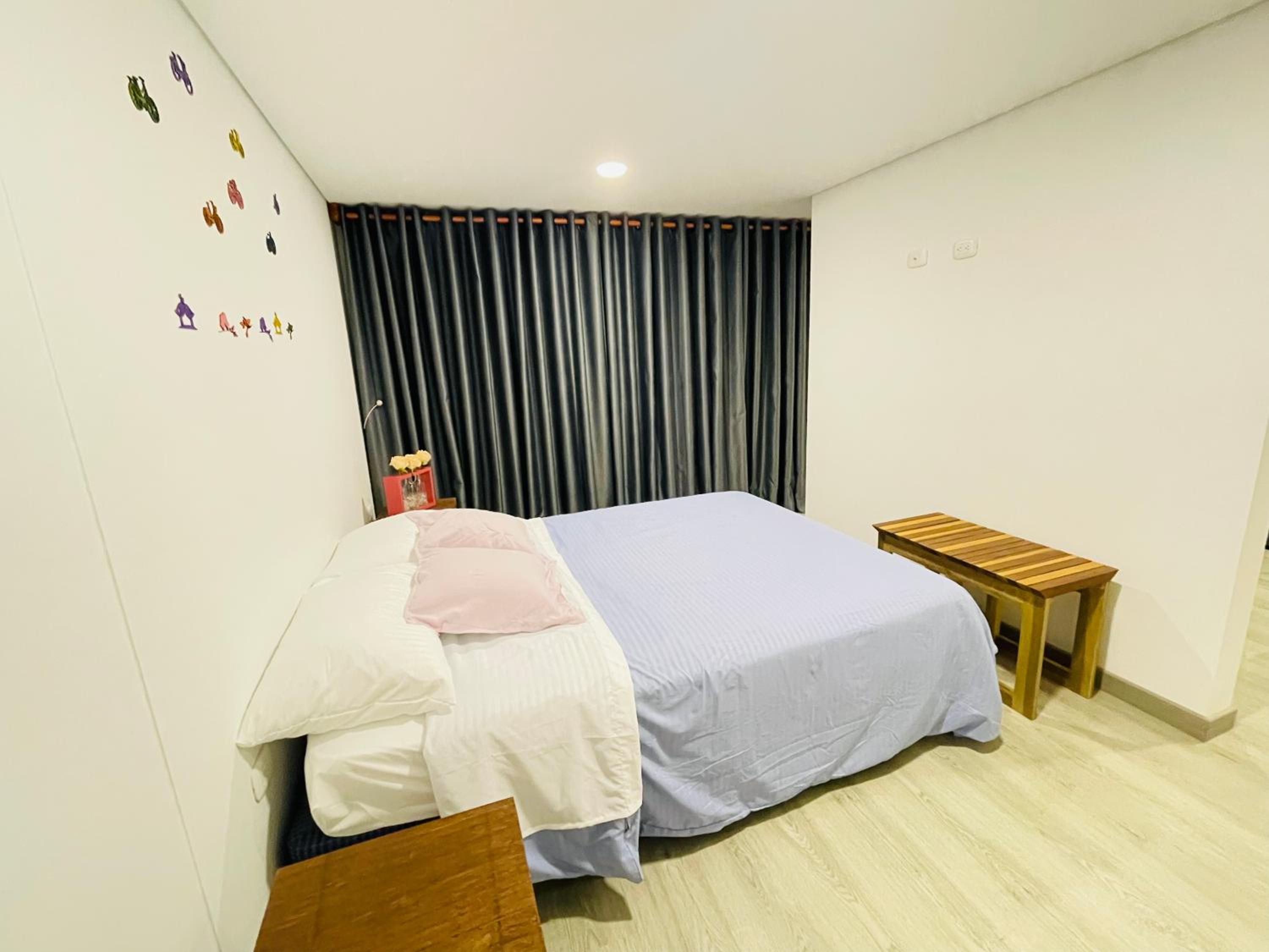 One-Bedroom Apartment photo 2