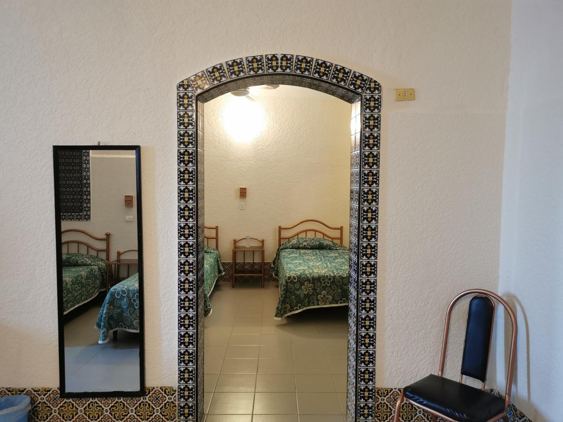 Deluxe Family Suite