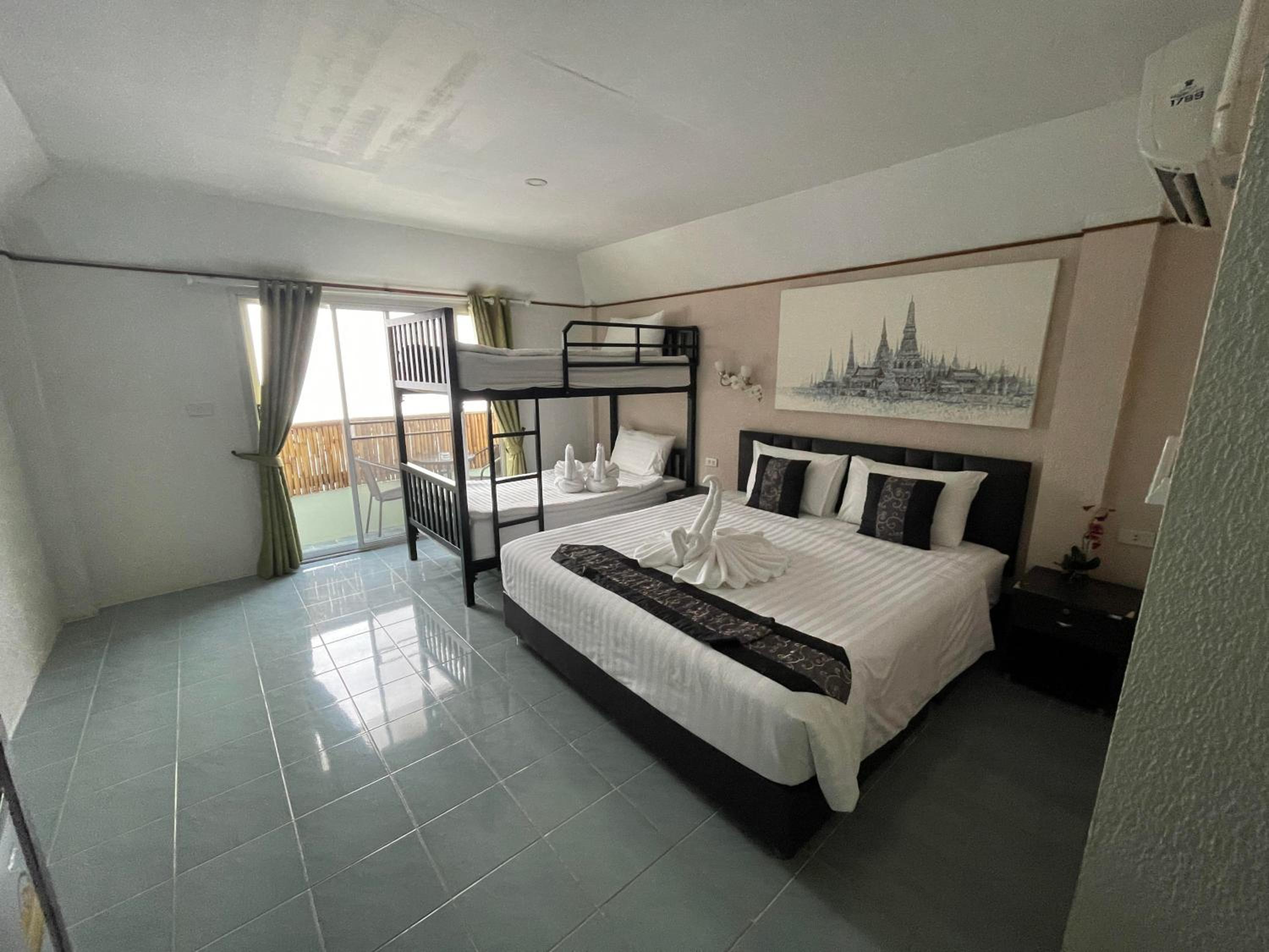 Quadruple Room photo 3