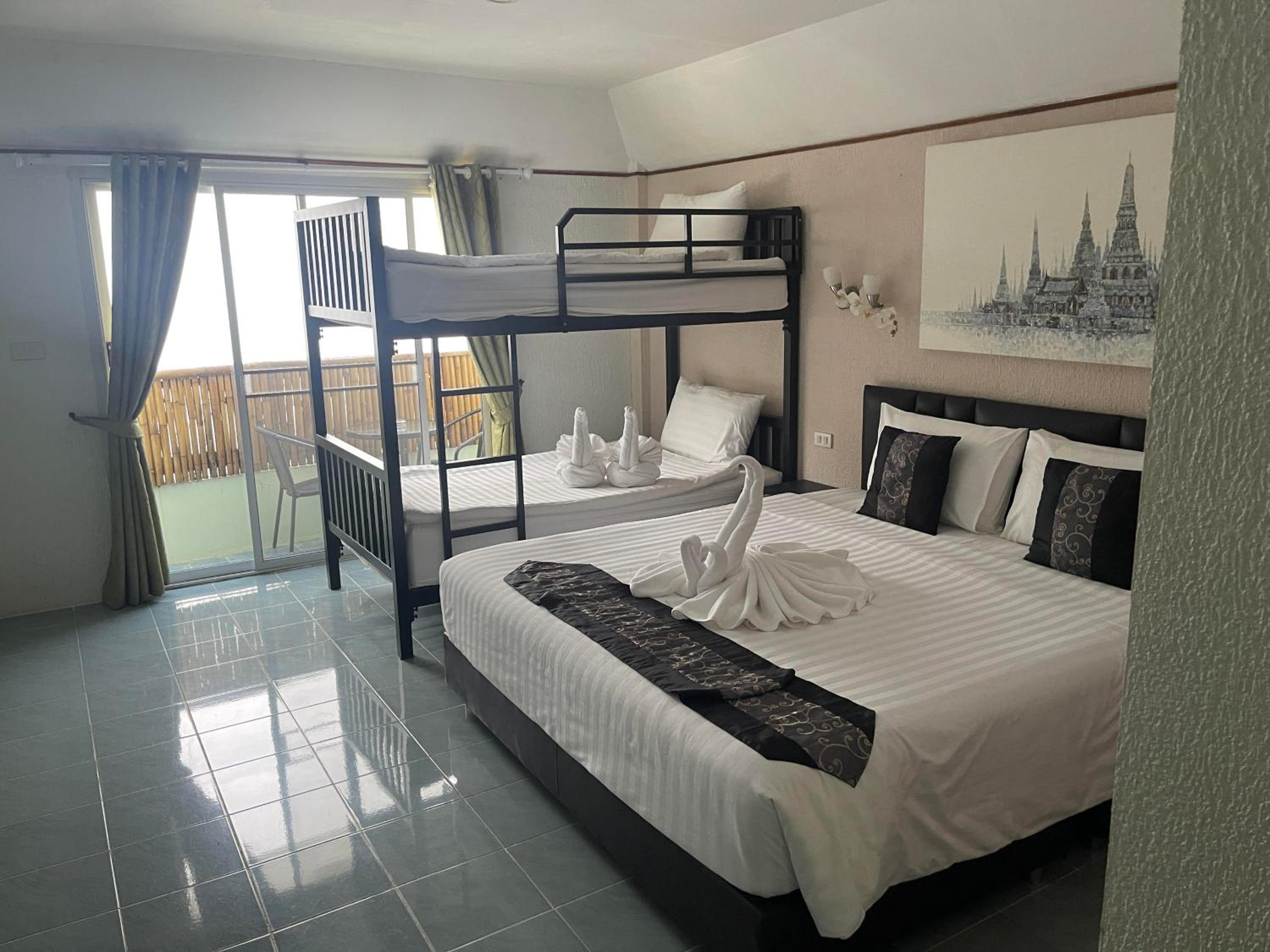 Quadruple Room photo 1