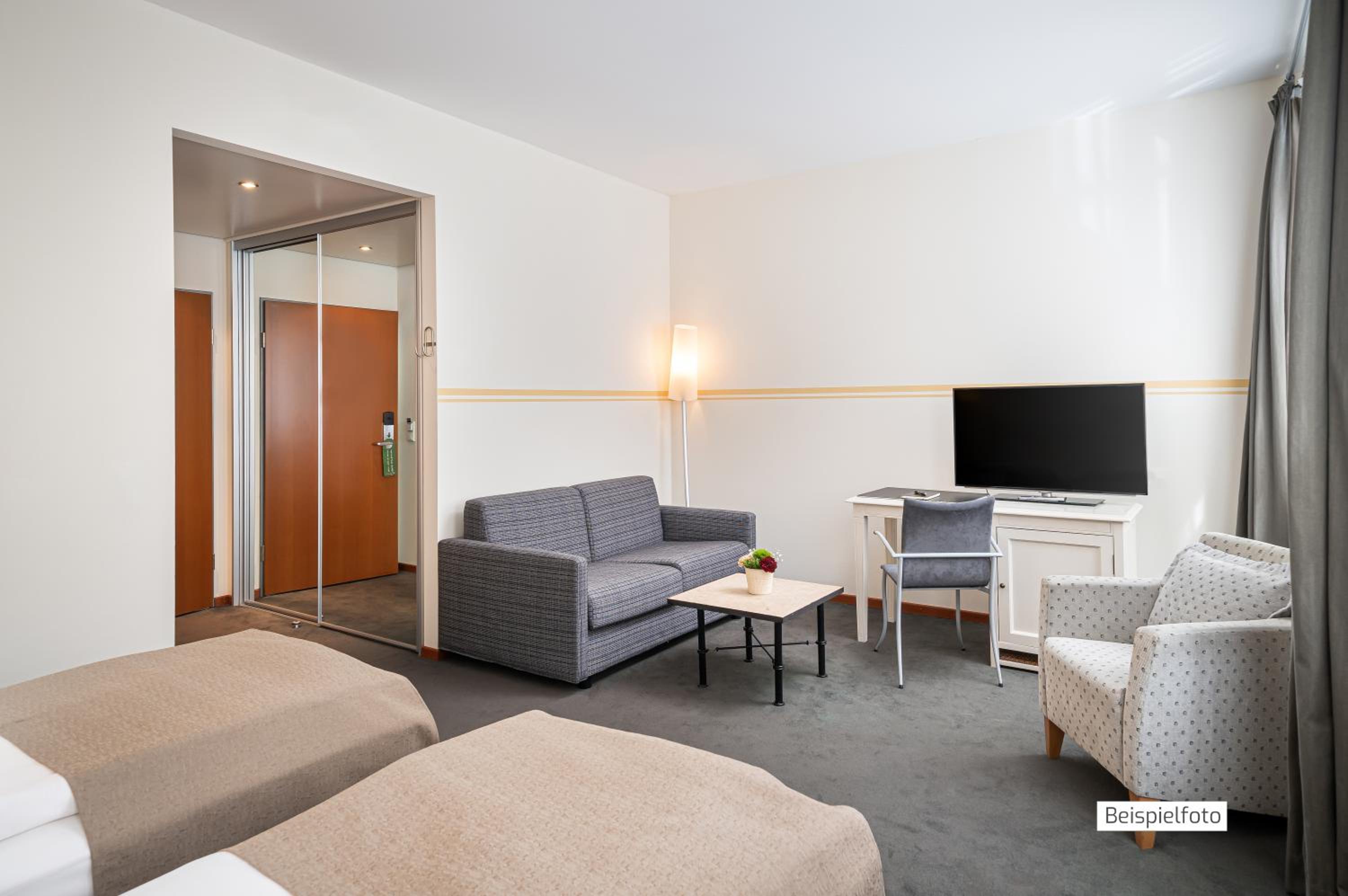 Charm Double Room - Photo 4