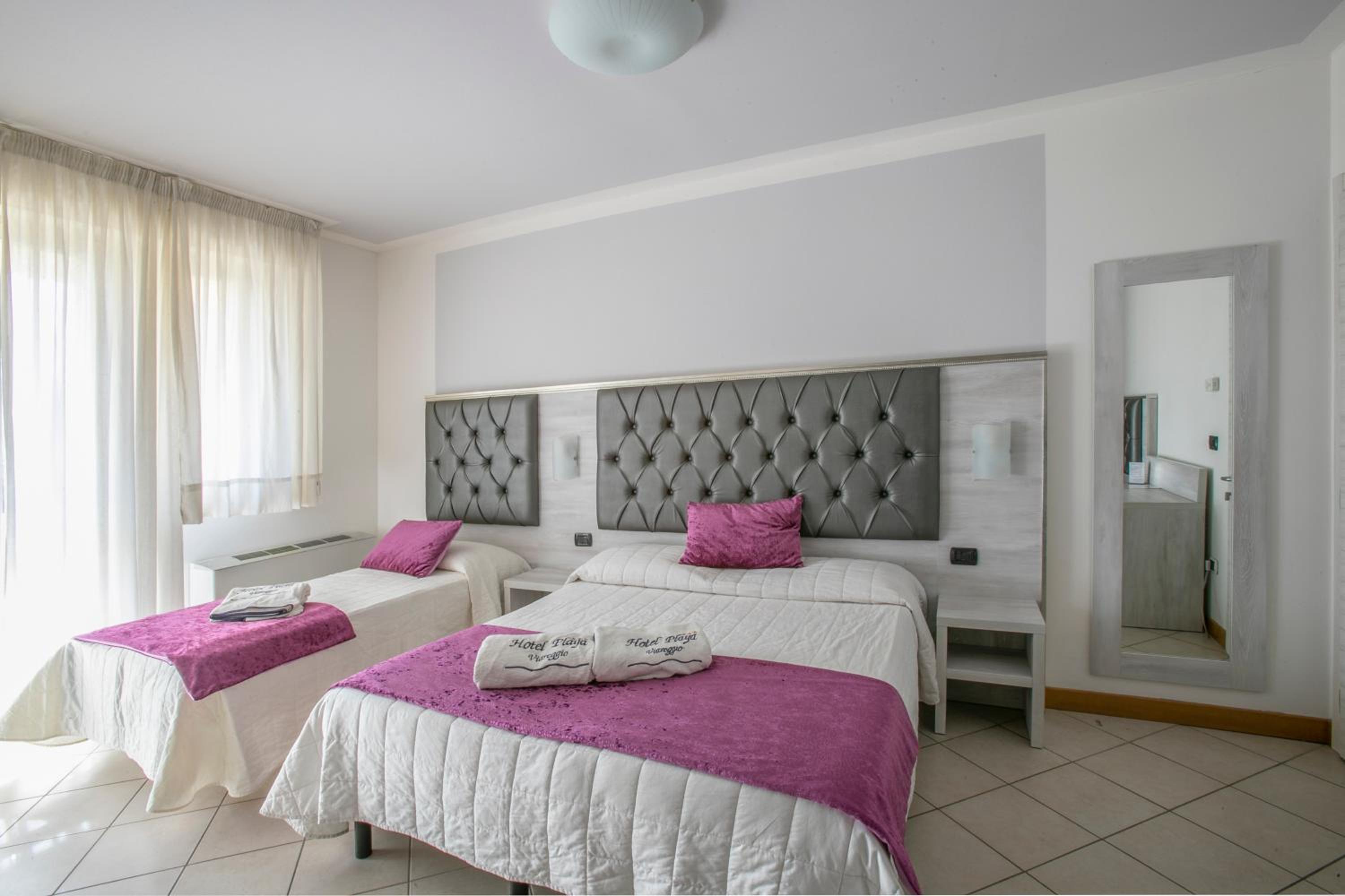 Triple Room with Balcony and Sea View photo 1