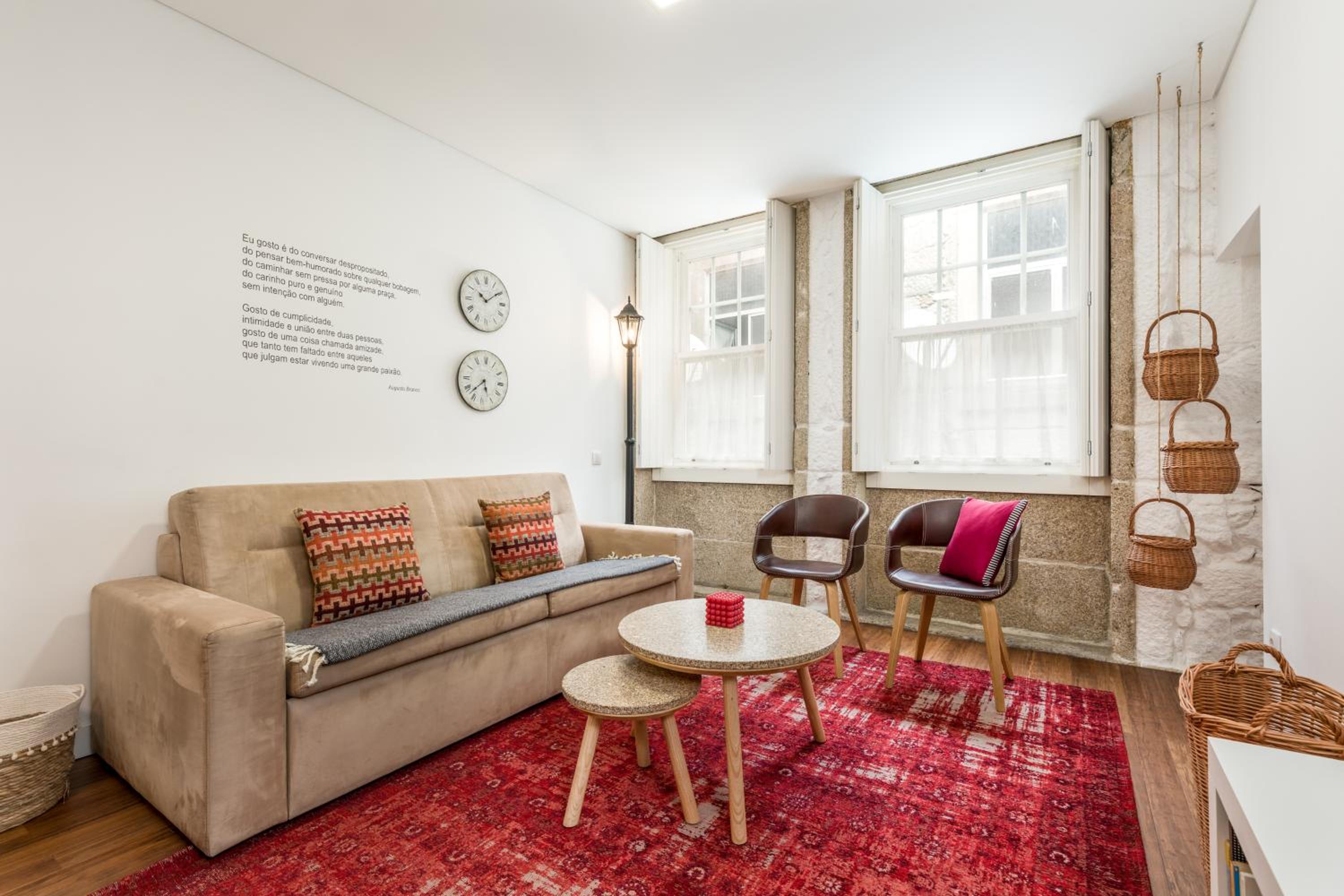 Duplex Apartment with Terrace with No View - Photo 14