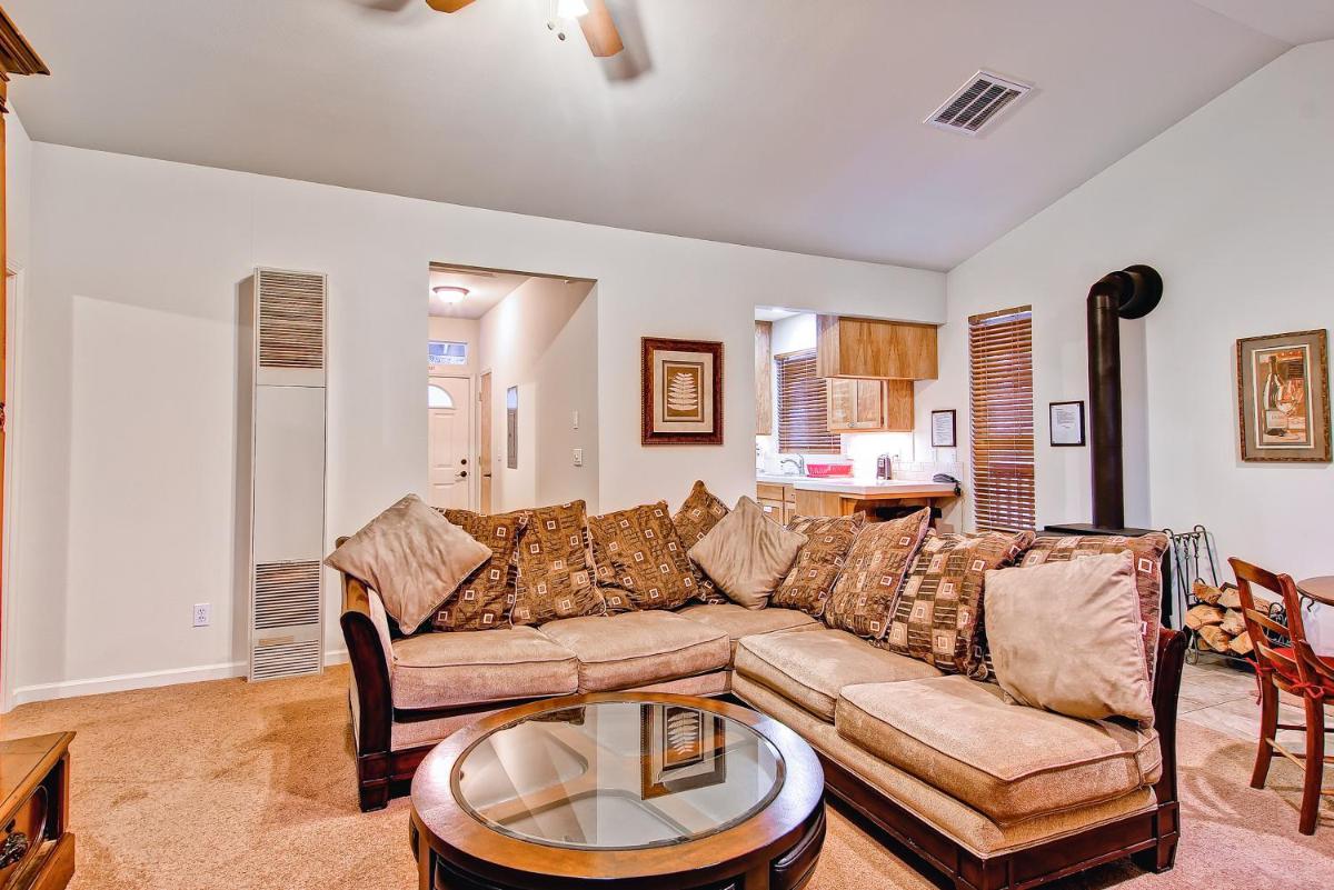 Two-Bedroom Holiday Home photo 1